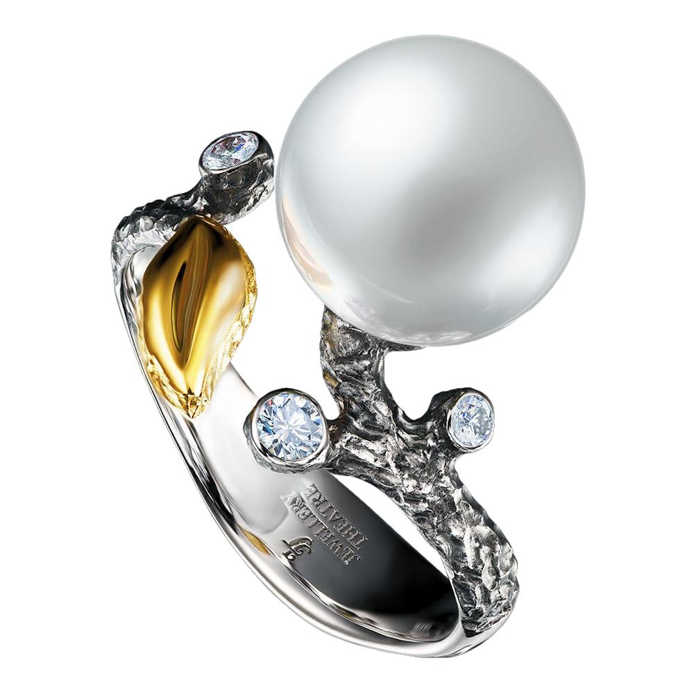 14 Karat White Gold White South Sea Pearl and Diamonds Cocktail Ring For Sale