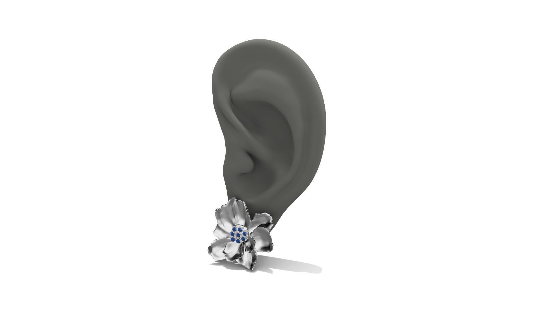 14 Karat White Gold Wild Flower Earrings with Sapphires In New Condition For Sale In New York, NY