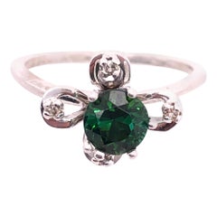 Bague à la mode en or blanc 14 carats avec tourmaline verte au centre