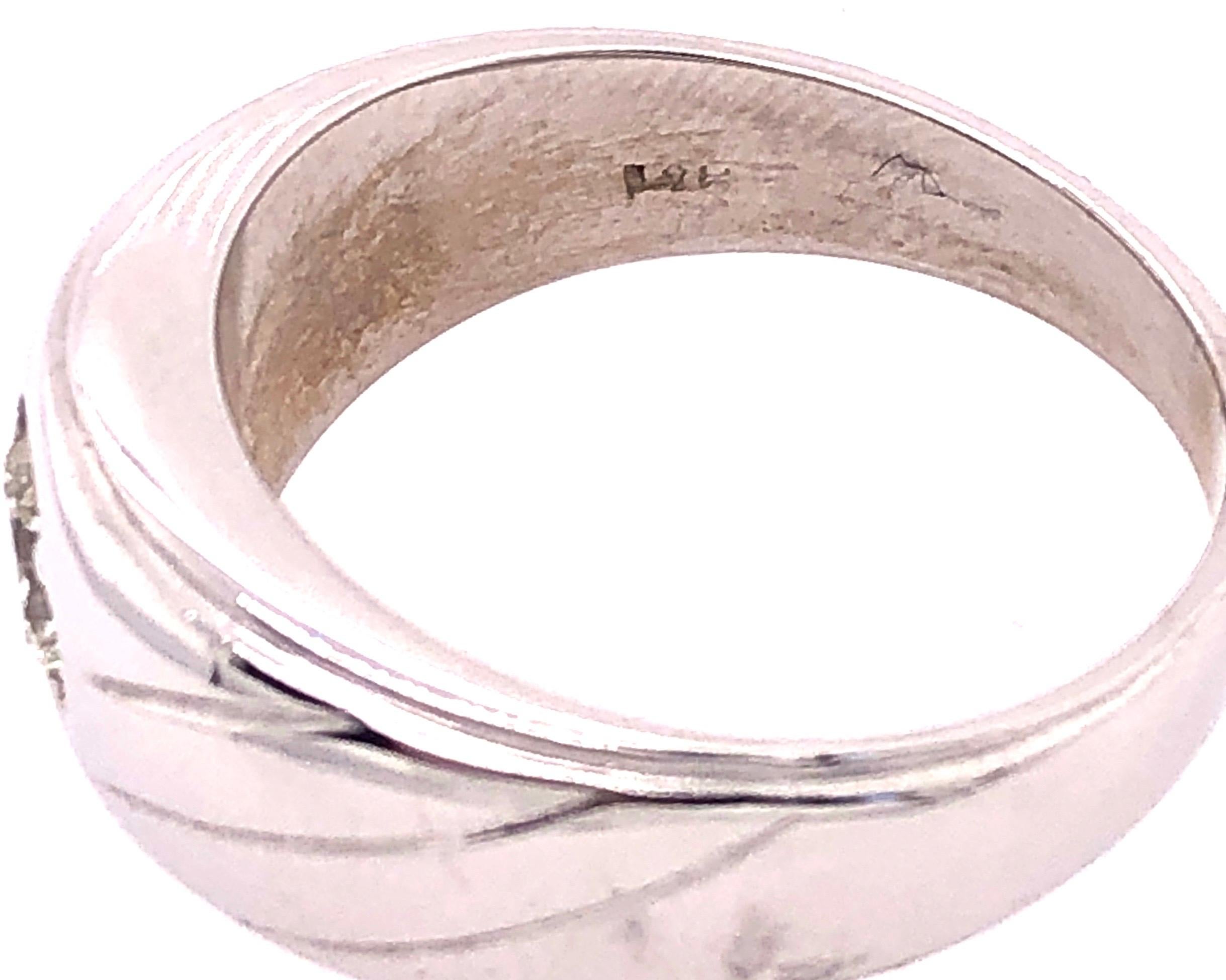 Taille ronde Alliance solitaire en or blanc 14 carats avec diamants 0,50 TDW en vente