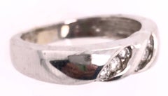 Alliance/bague de mariage en or blanc 14 carats avec diamants