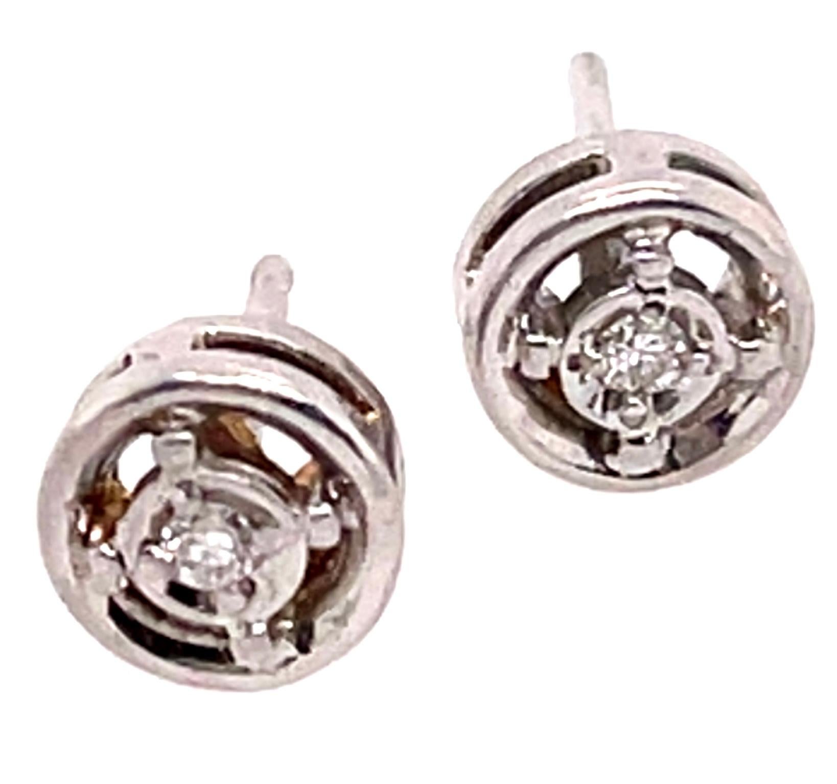 Contemporary 14 Karat White Gold with Round Diamond Post Earrings Double Circle Design For Sale