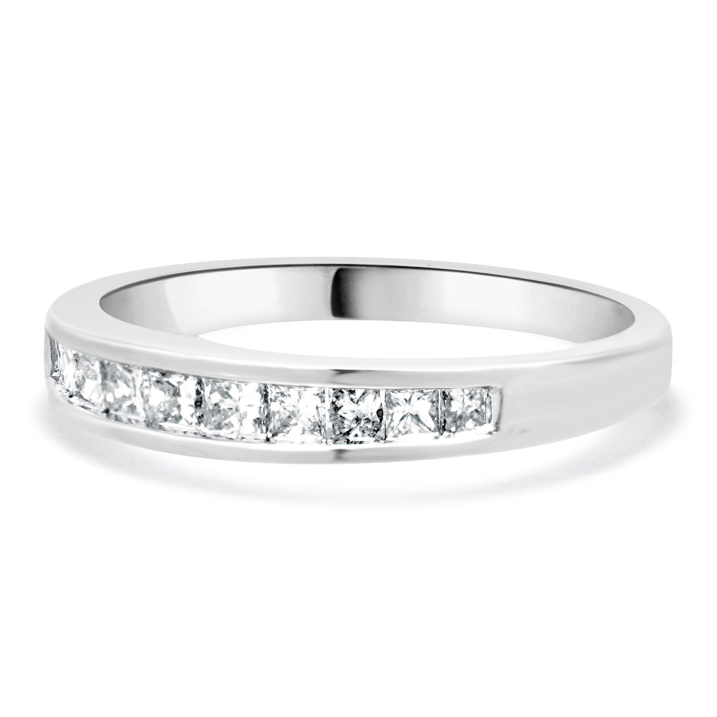 14 Karat Weiß Prinzessinnenschliff Channel Set Diamantband im Zustand „Hervorragend“ im Angebot in Scottsdale, AZ