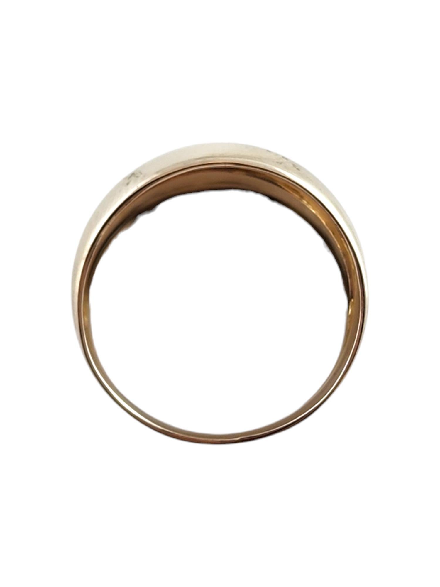 14 Karat White & Rose Gold Wide 3 Band Ring Size 8 #19800 In Good Condition In Washington Depot, CT