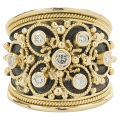 Bracelet cigare en or blanc et jaune 14 carats de style ancien serti d'un chaton en diamants