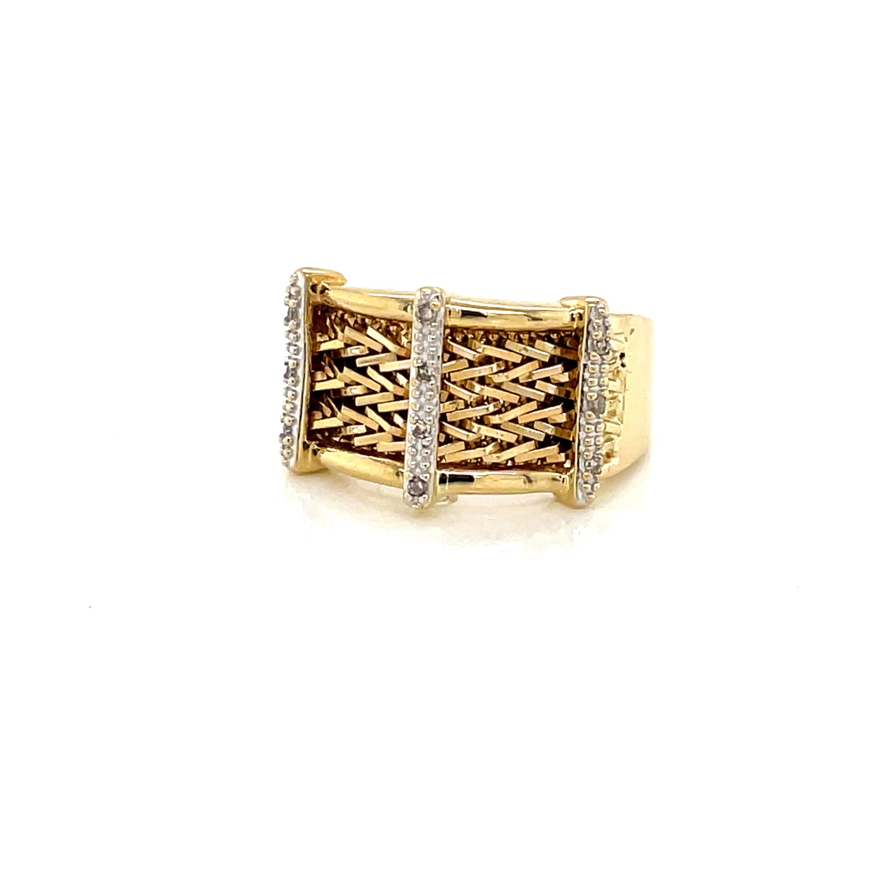 14 Karat Woven Yellow Gold Band Ring with Diamond Accents In Excellent Condition For Sale In Mount Kisco, NY