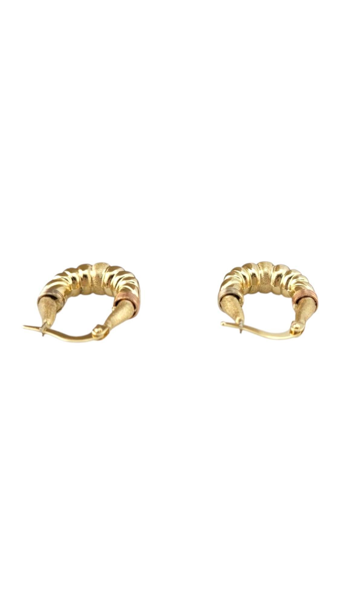 14 Karat Yellow and Rose Gold Shrimp Hoop Earrings #21882 in vendita 2