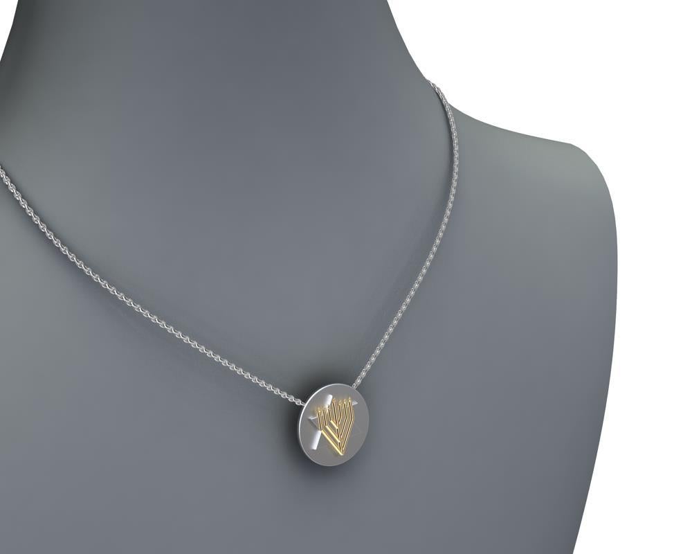 Le designer de Tiffany, Thomas Kurilla, a créé ce Judaica sur mesure.  pendant pour un client par le biais de 1st dibs. Ce pendentif est de couleur jaune 14 carats et  Pendentif d'art judaïque en argent, J'ai eu le plaisir de concrétiser le concept