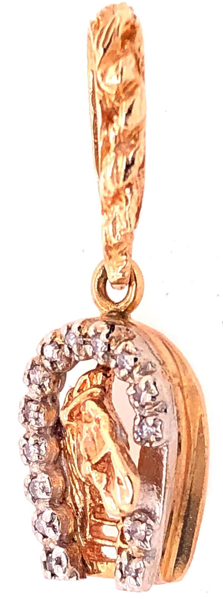 Taille ronde Breloque / pendentif fer à cheval en or jaune et blanc 14 carats et diamants en vente