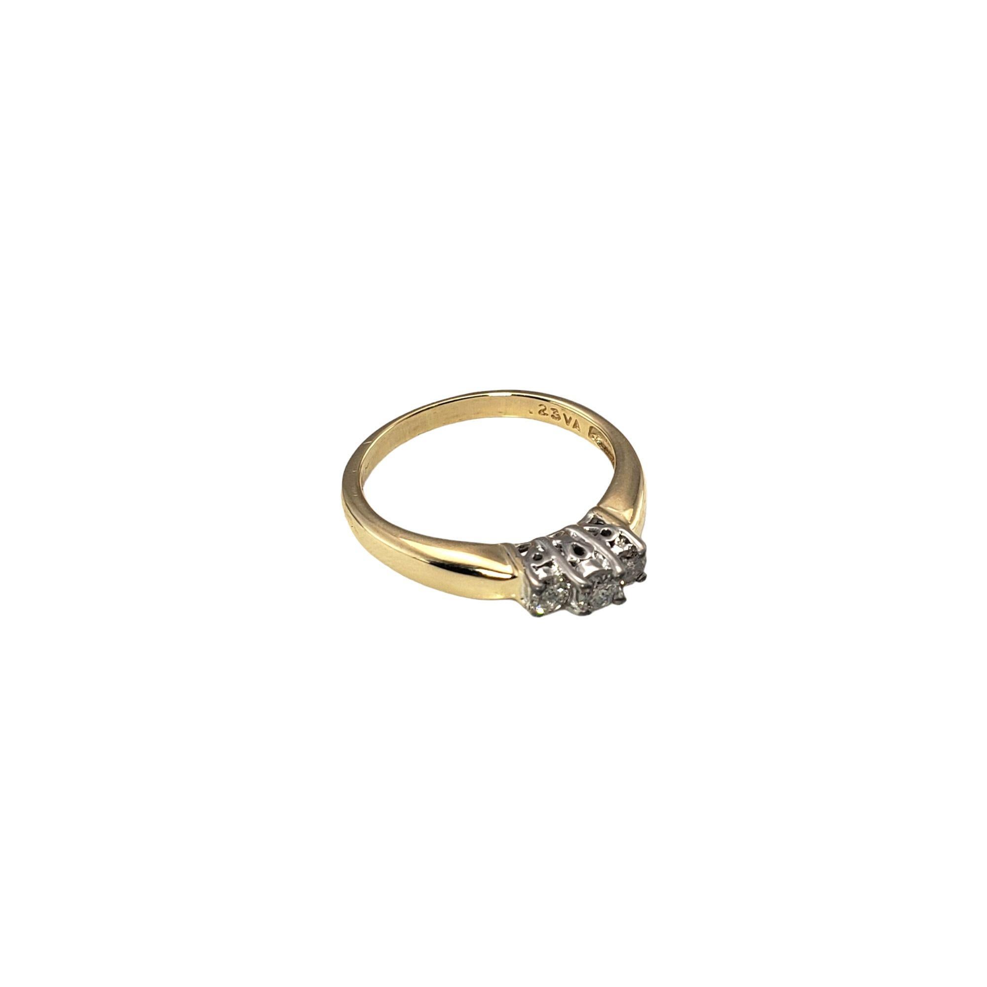 Bague en or jaune et blanc 14 carats et diamants, taille 6 Bon état - En vente à Washington Depot, CT