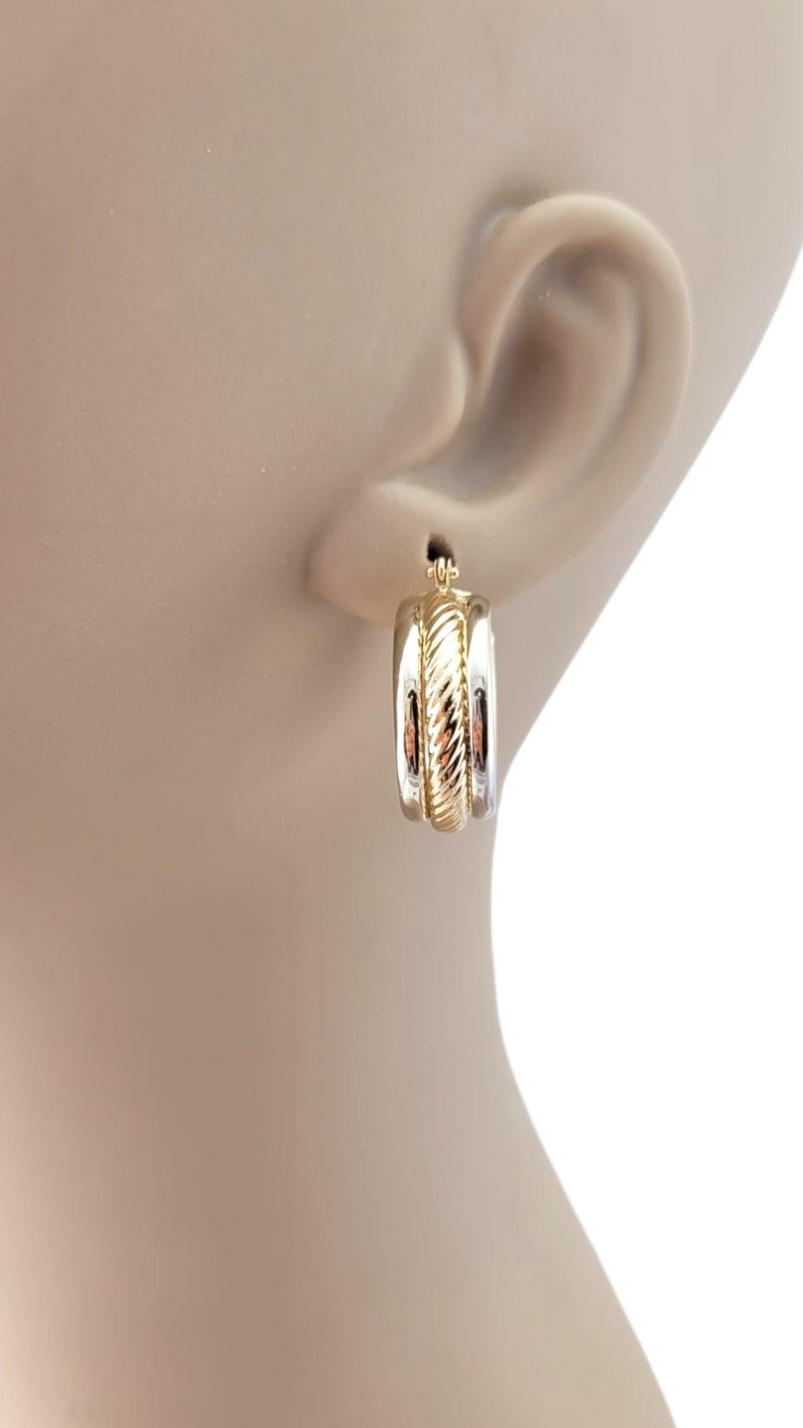 14 Karat Yellow and White Gold Cable Hoop Earrings #21879 im Angebot 2