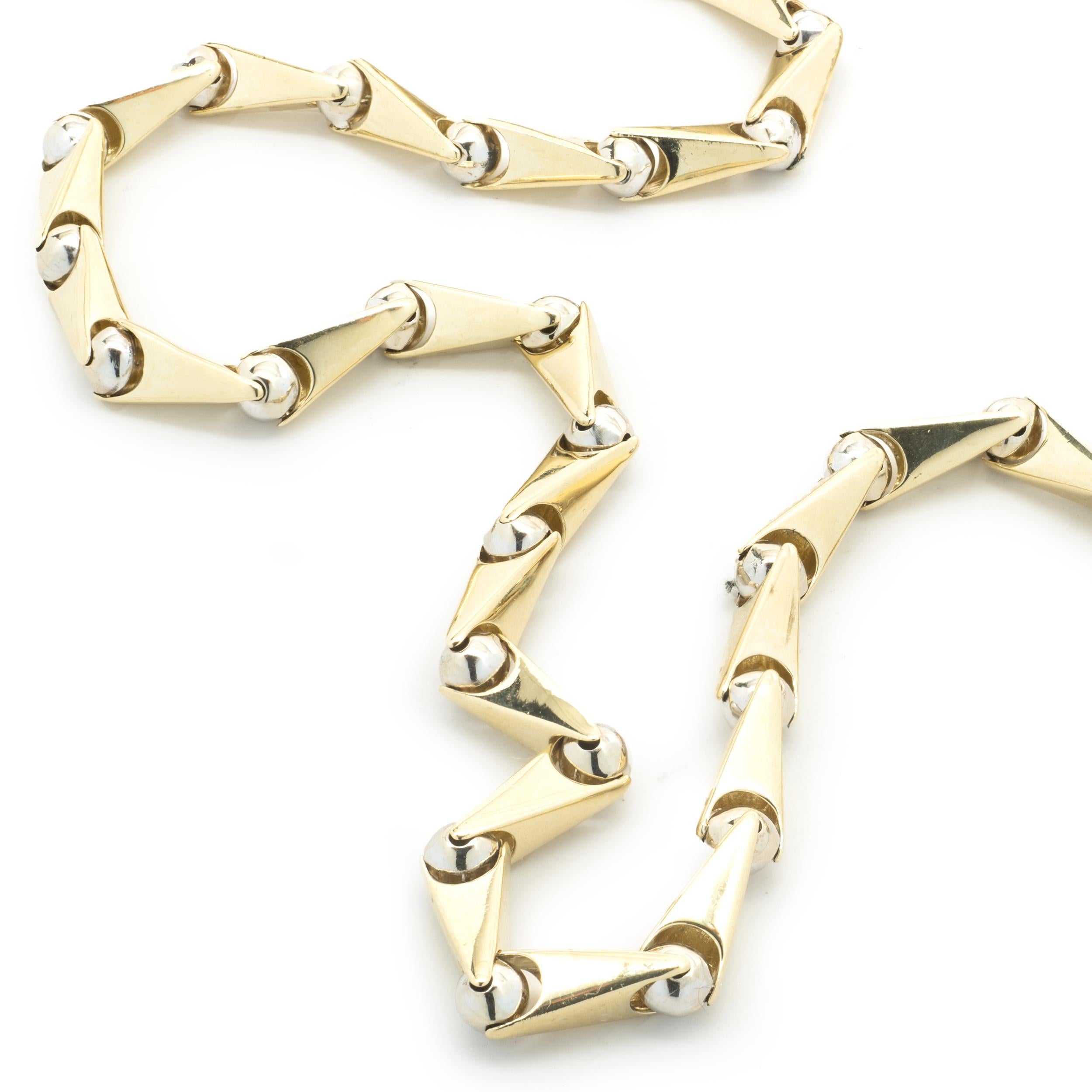 Donna Collana a catena A Link personalizzata in oro giallo e bianco 14 carati in vendita