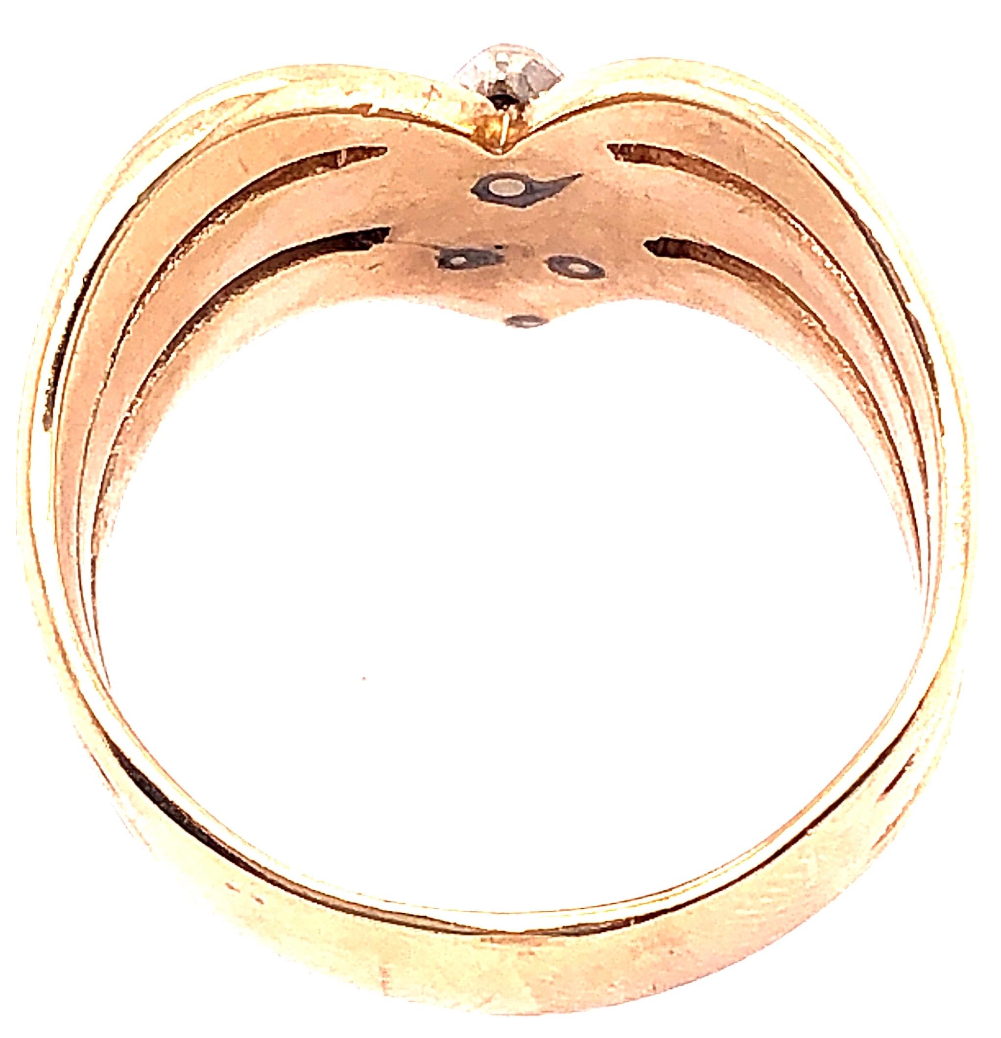 da uomo o donna Anello contemporaneo con diamante centrale in oro giallo e bianco 14 carati in vendita