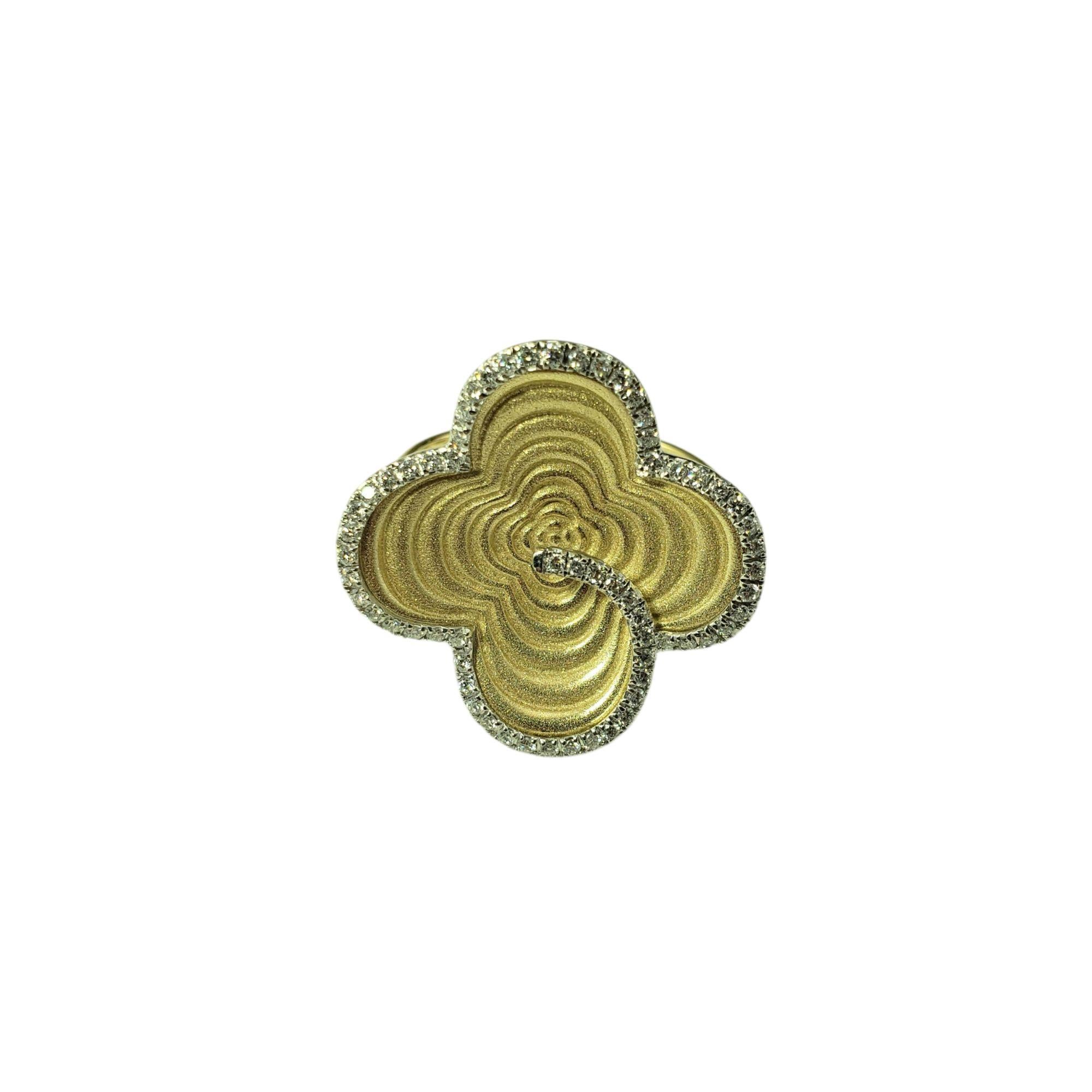 14 Karat Yellow and White Gold Diamond Flower Ring Size 9-9.25

Delicate and feminine, this beautifully crafted 14K yellow gold flower ring features a graceful floral design outlined in white gold with 64 round brilliant cut diamonds. 

Width: 24