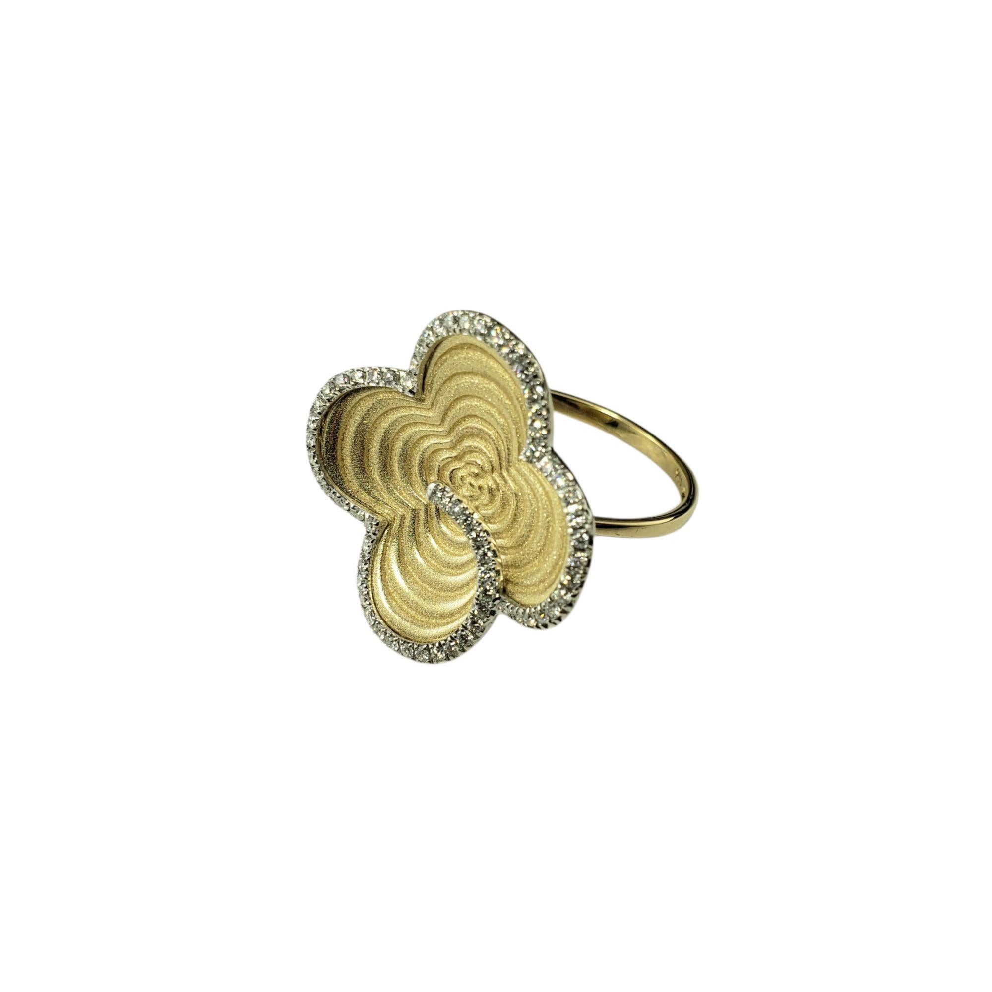 14 Karat Yellow and White Gold Diamond Flower Ring Size 9-9.25 #21379 In Good Condition For Sale In Washington Depot, CT