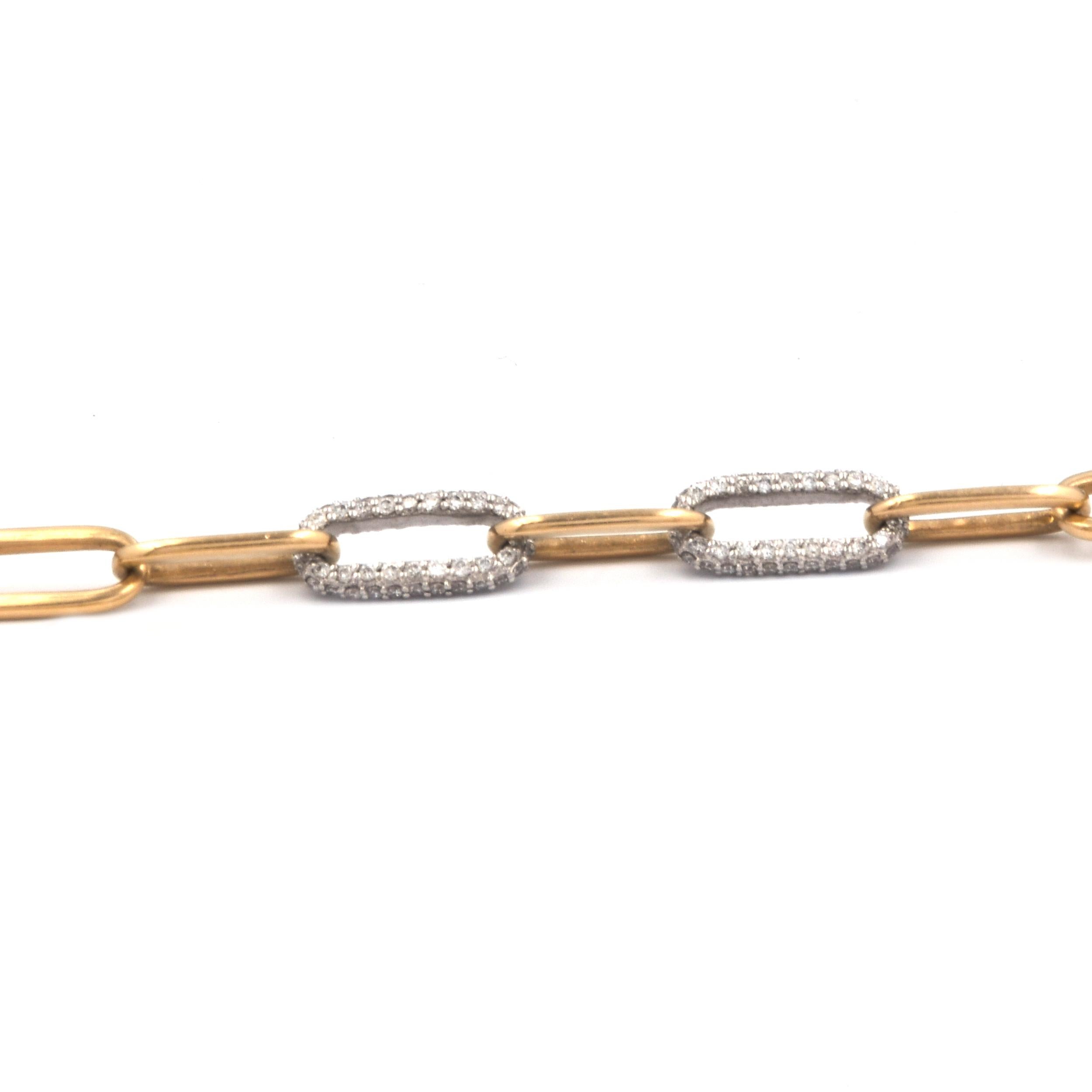 Designer: individuell gestaltet 
Material: 14K Gelb- und Weißgold
Diamanten: 720 Rundschliff =2,42cttw
Farbe: G
Klarheit: VS2
Abmessungen: Halskette misst 16-Zoll lang 
Gewicht:  14.46 Gramm	
