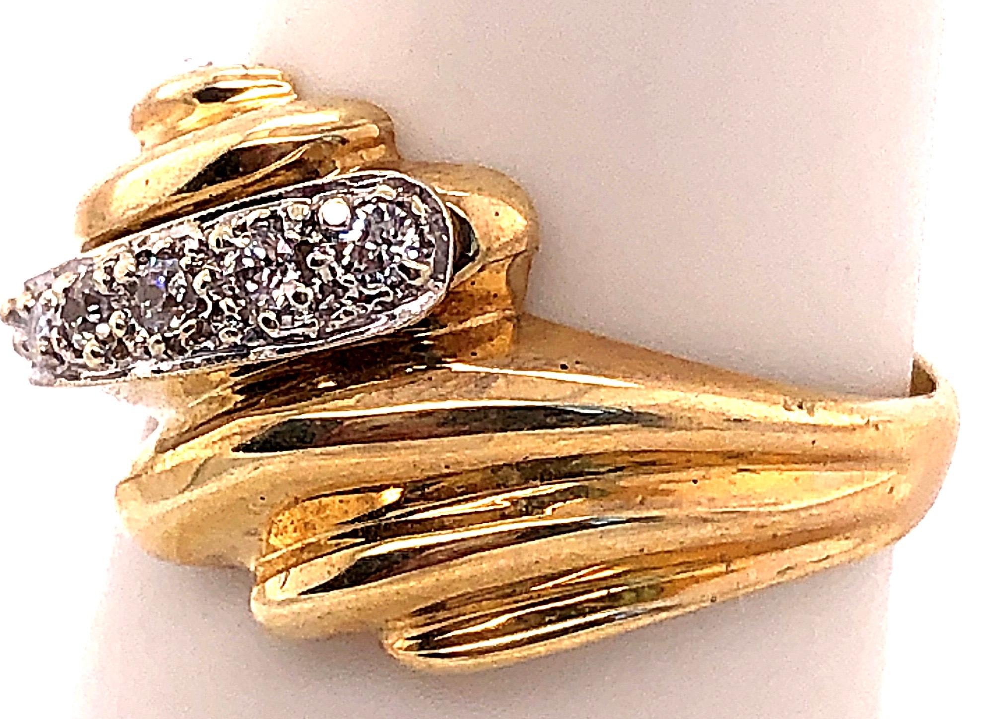 14 Karat Yellow and White Gold Fashion Ring with Round Diamonds In Good Condition For Sale In Stamford, CT