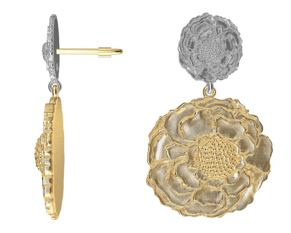 Contemporary 14 Karat Yellow and White Gold Marigold Flower Earrings For Sale