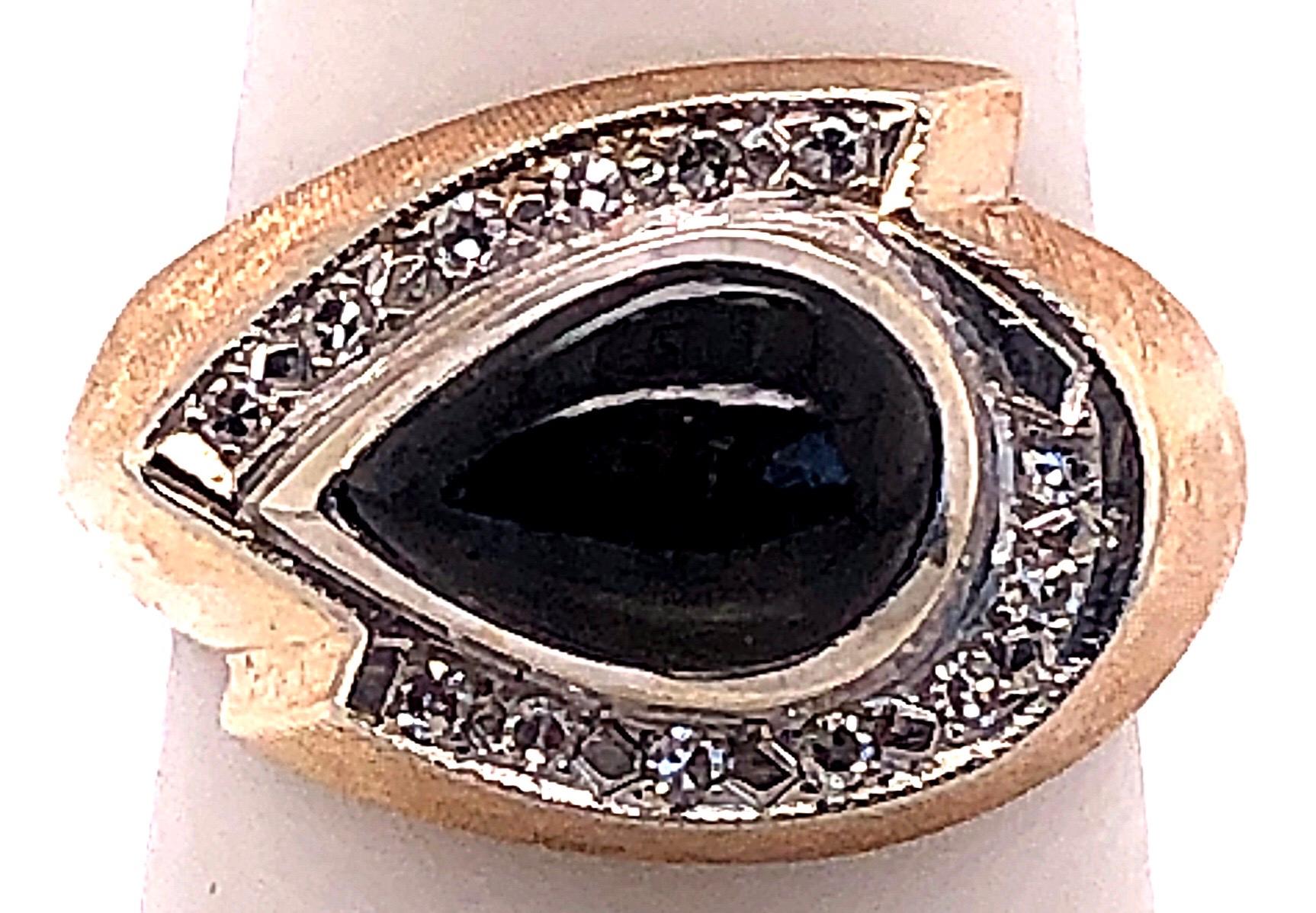 14 Karat Yellow and White Gold Sapphire Ring with Diamond Accents In Good Condition For Sale In Stamford, CT