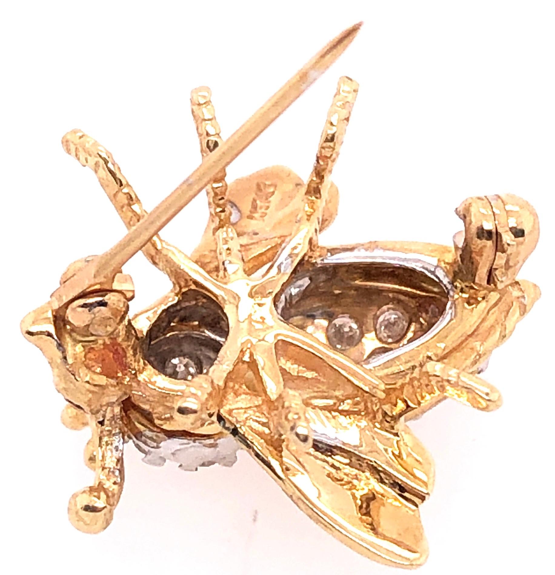 14 Karat Yellow and White Gold with Diamond Bee / Insect Brooch In Good Condition For Sale In Stamford, CT