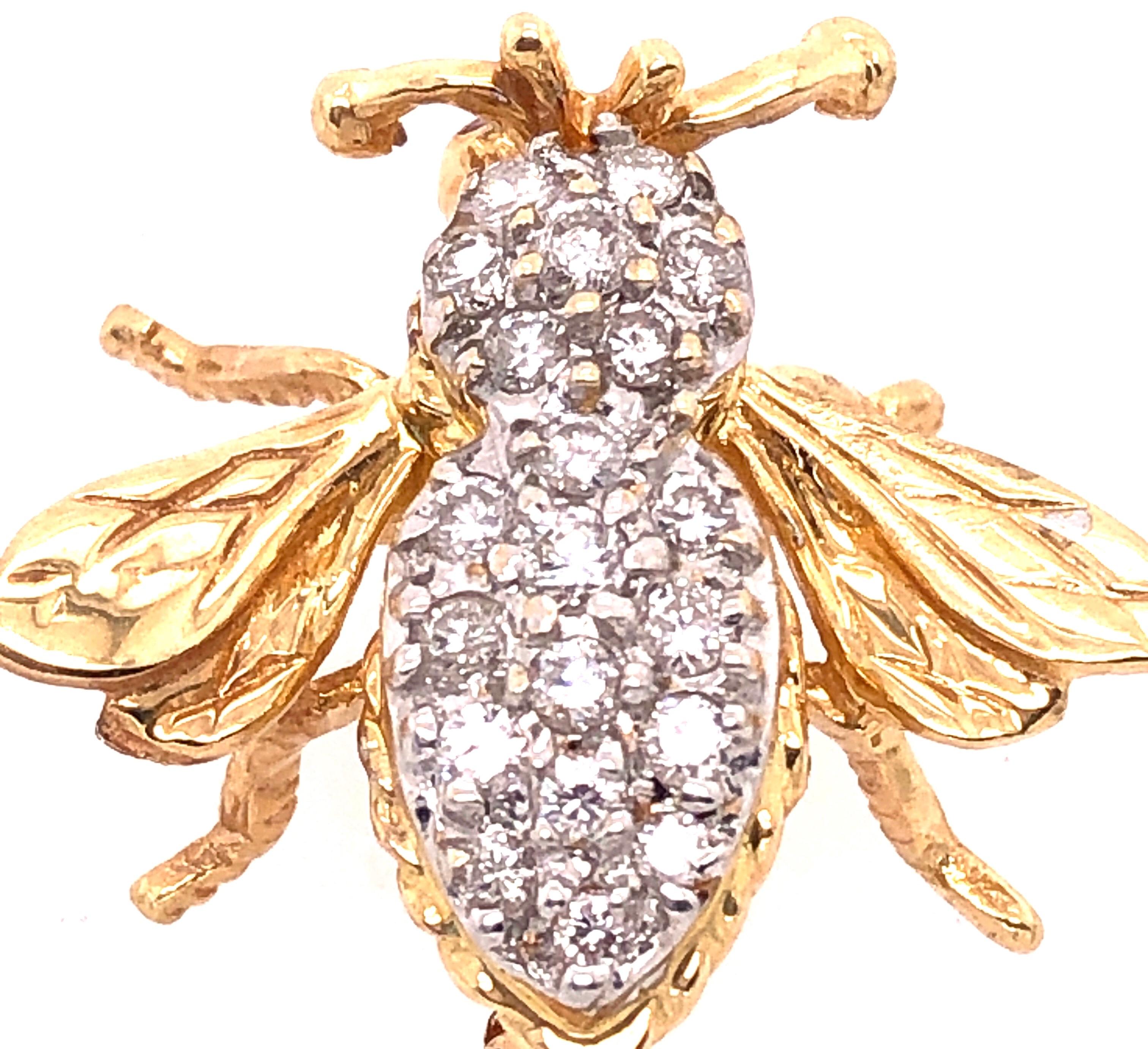 14 Karat Yellow and White Gold with Diamond Bee / Insect Brooch For Sale 1