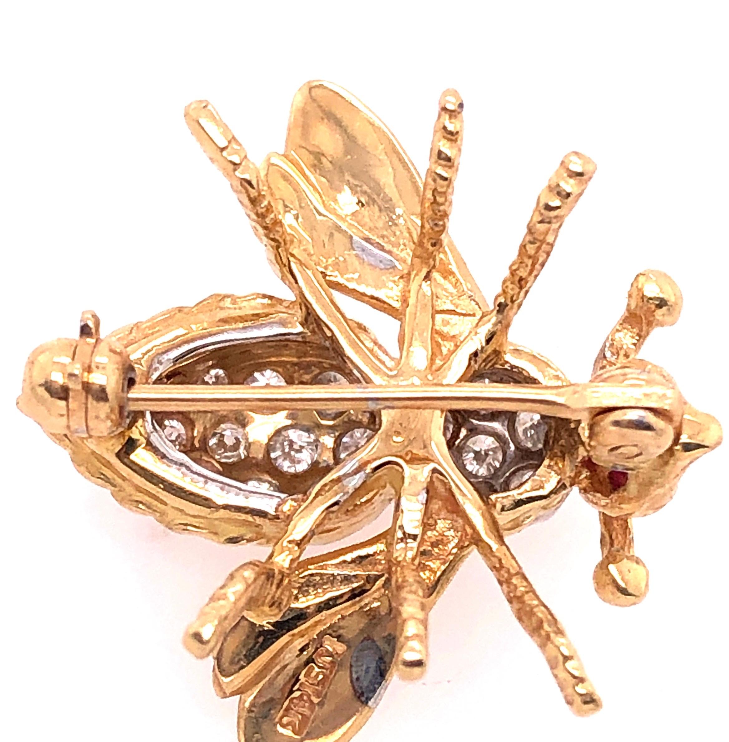 14 Karat Yellow and White Gold with Diamond Bee / Insect Brooch For Sale 2