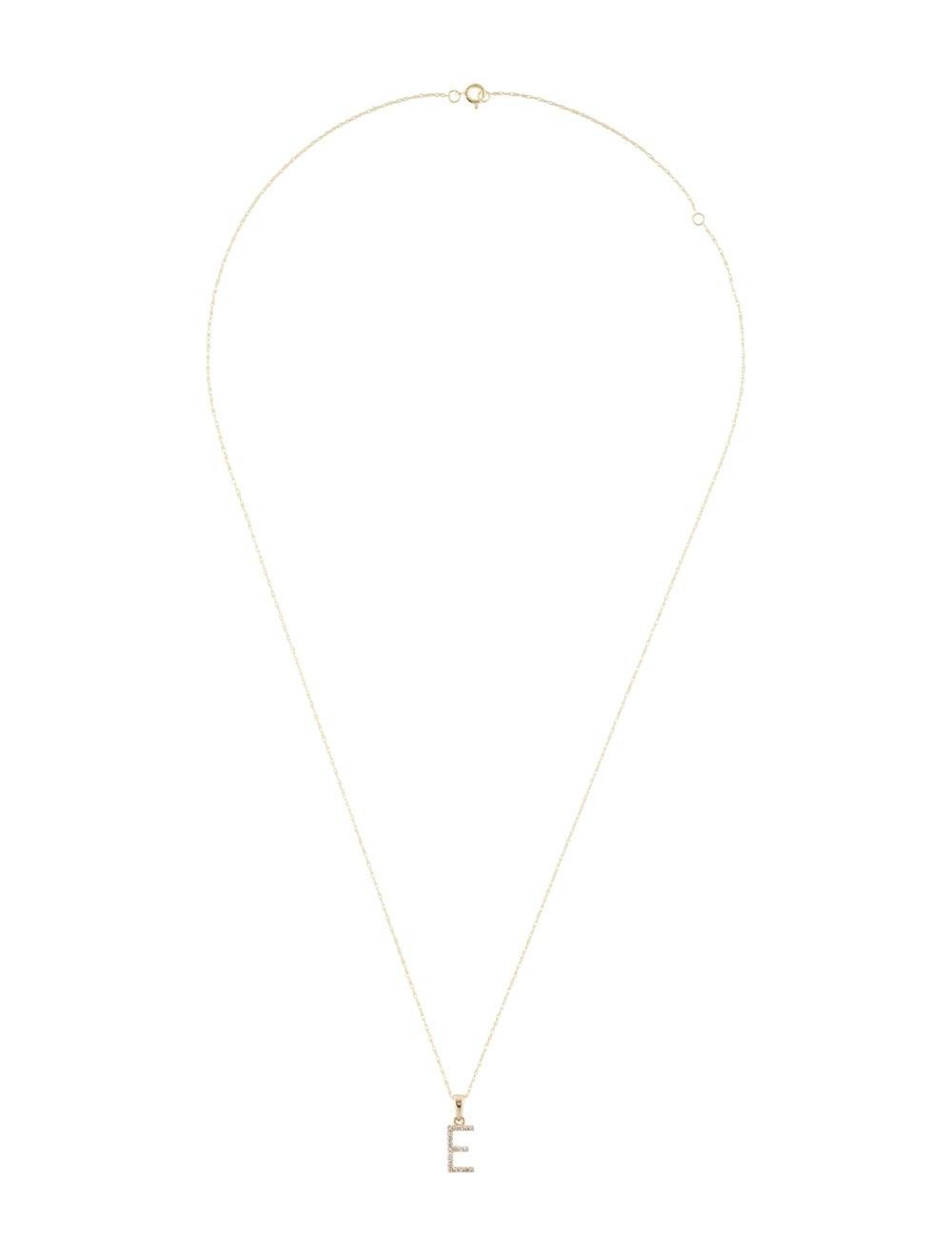 Il s'agit d'un adorable collier de lettres initiales en or 14k avec environ 0,06 ct. Diamants ronds étincelants en fonction de l'initiale. Couleur et pureté du diamant GH-SI1-SI2. Il est monté sur une chaîne en or 14k de 16 pouces. Cette pièce est