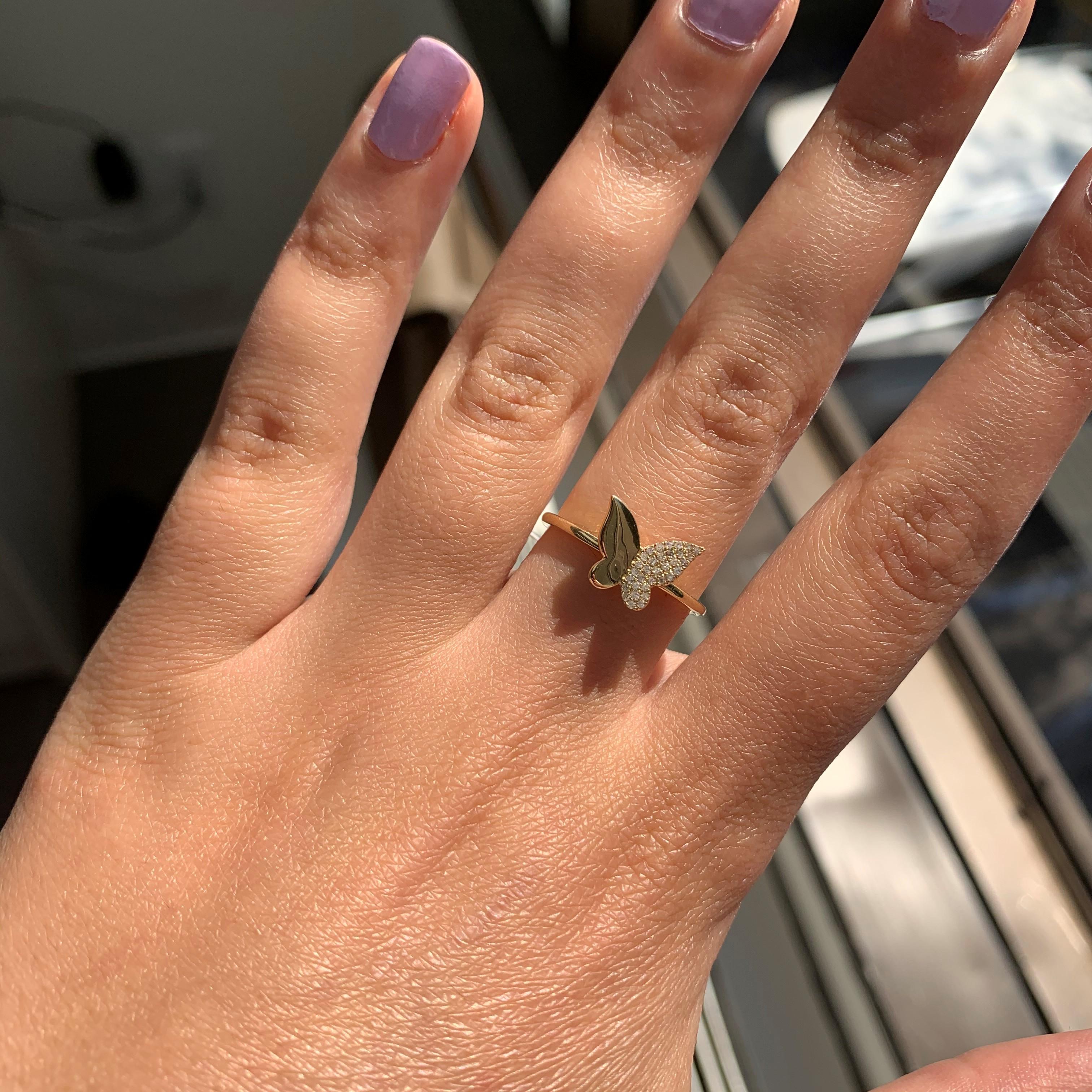 Contemporary 14 Karat Yellow Gold 0.08 Carat Diamond Butterfly Ring For Sale