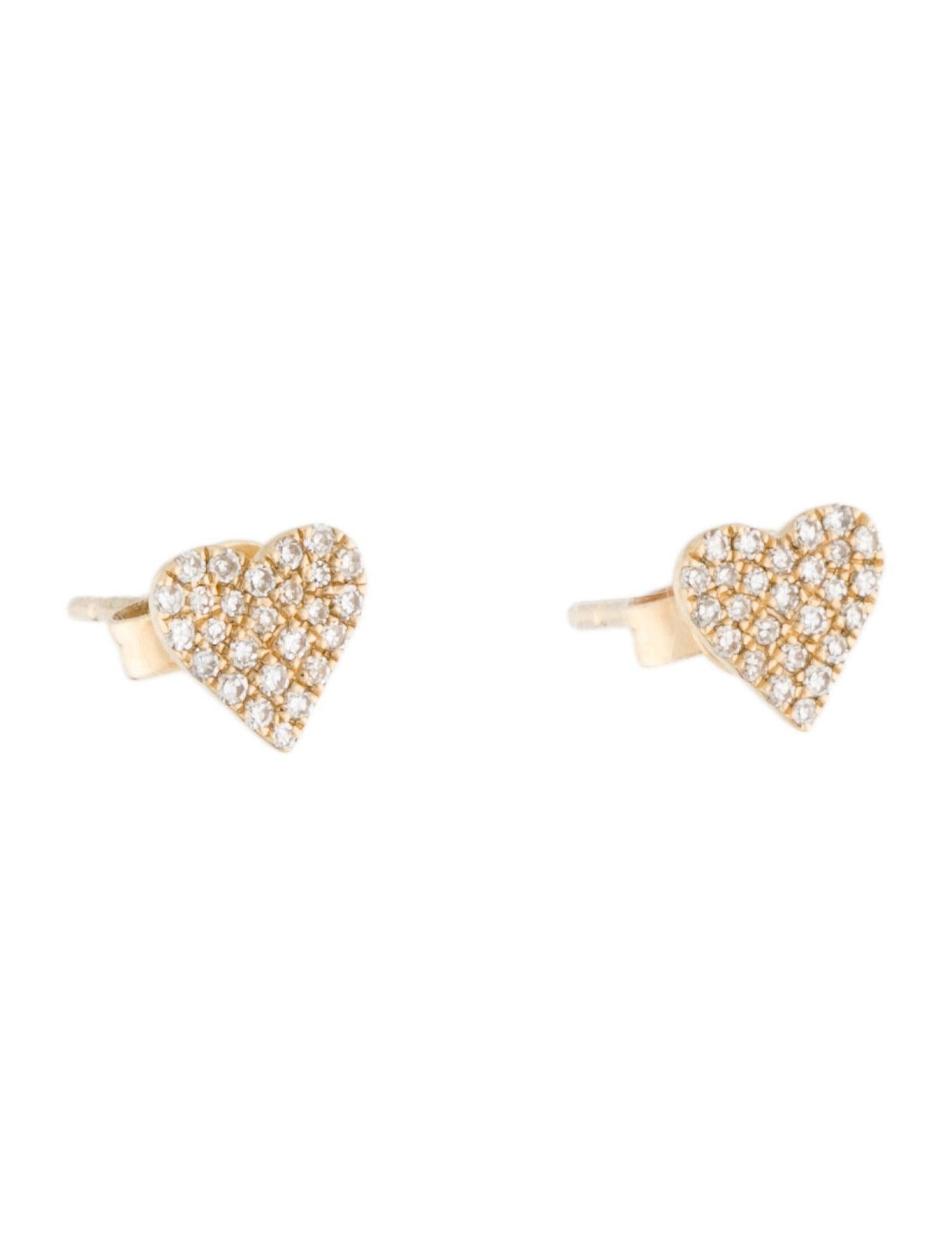 Contemporary 14 Karat Yellow Gold 0.10 Carat Diamond Heart Earrings For Sale