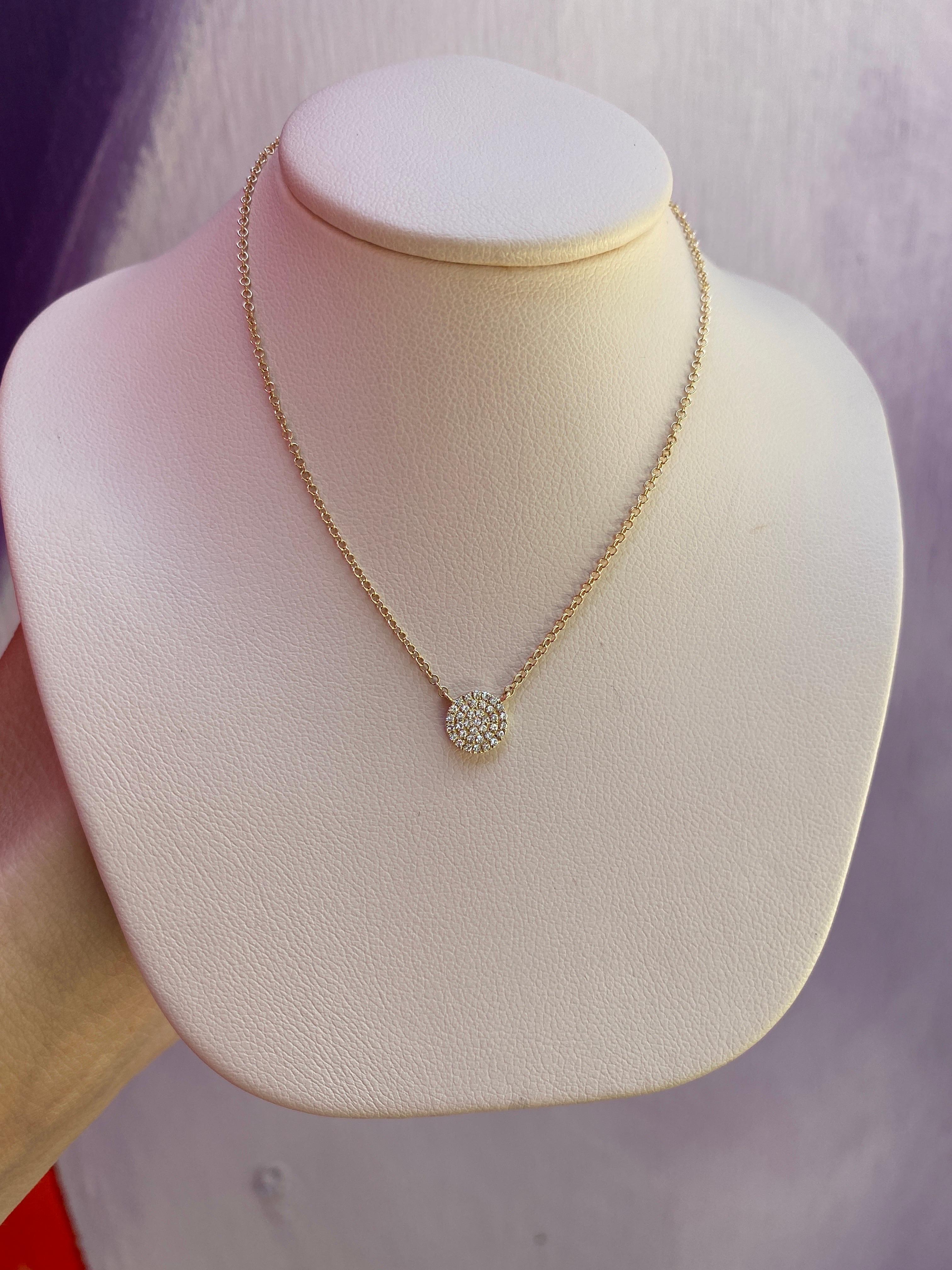 14 Karat Yellow Gold 0.10 Carat Total Weight Pave Diamond Disc Necklace For Sale 2