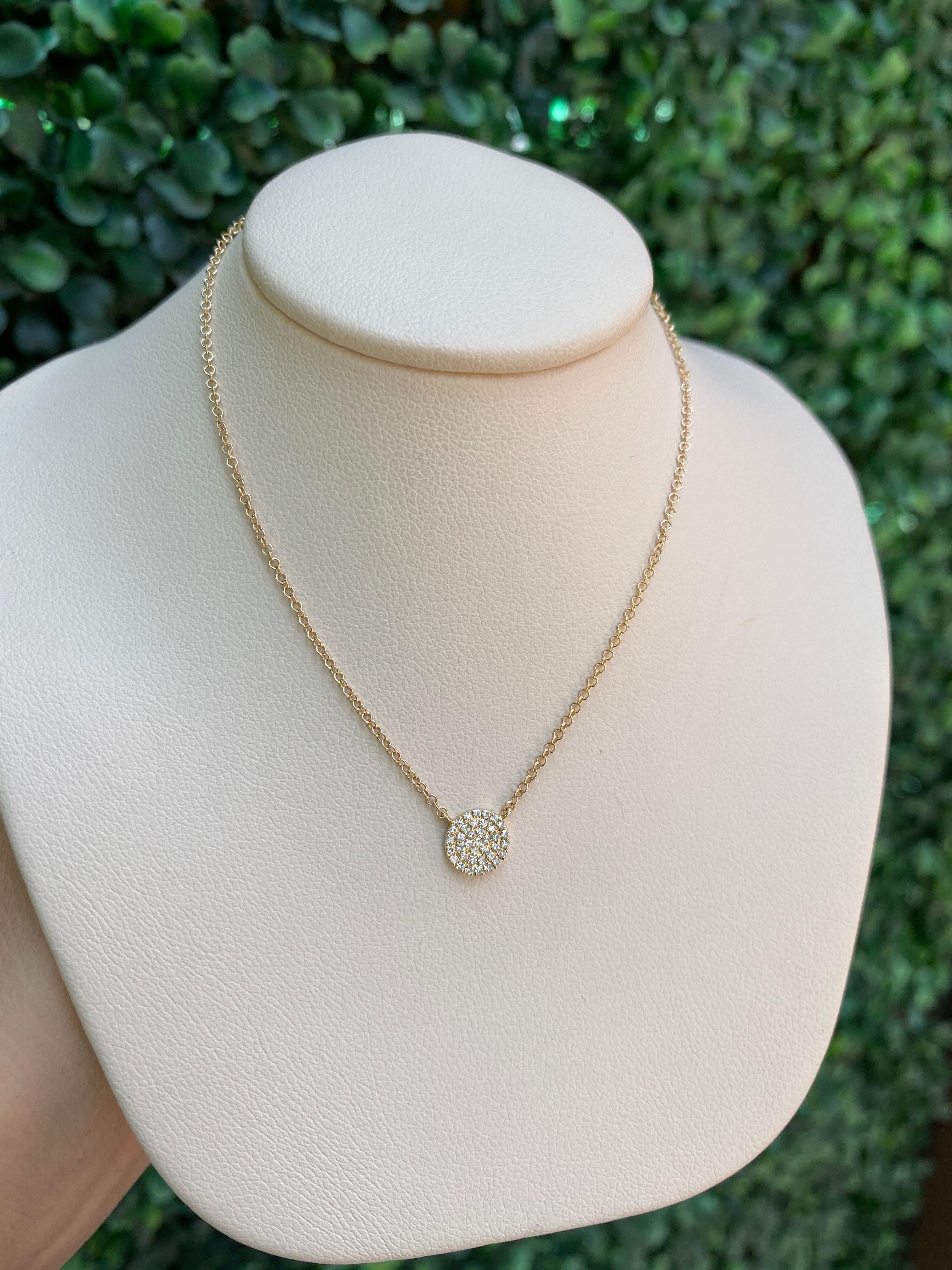 14 Karat Yellow Gold 0.10 Carat Total Weight Pave Diamond Disc Necklace For Sale 3