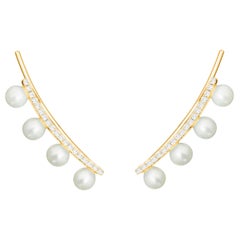 14 Karat Gelbgold 0,115 Karat Perle und runde Diamant-Klimbing-Ohrringe