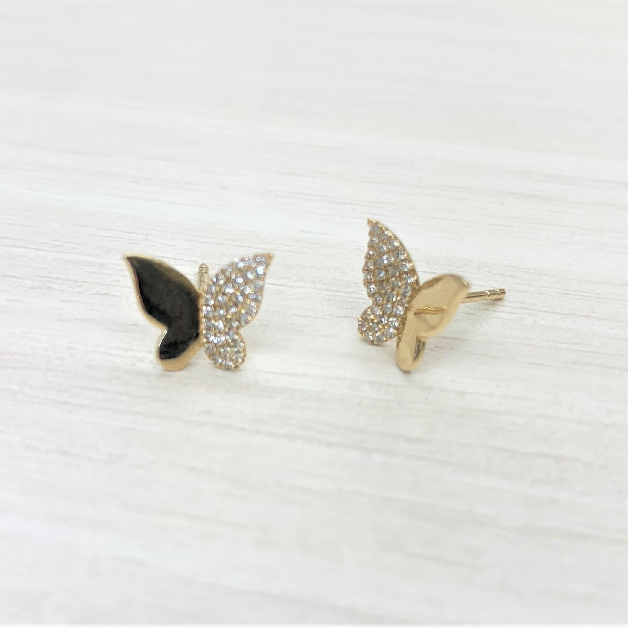 Round Cut 14 Karat Yellow Gold 0.17 Carat Diamond Butterfly Stud Earrings For Sale