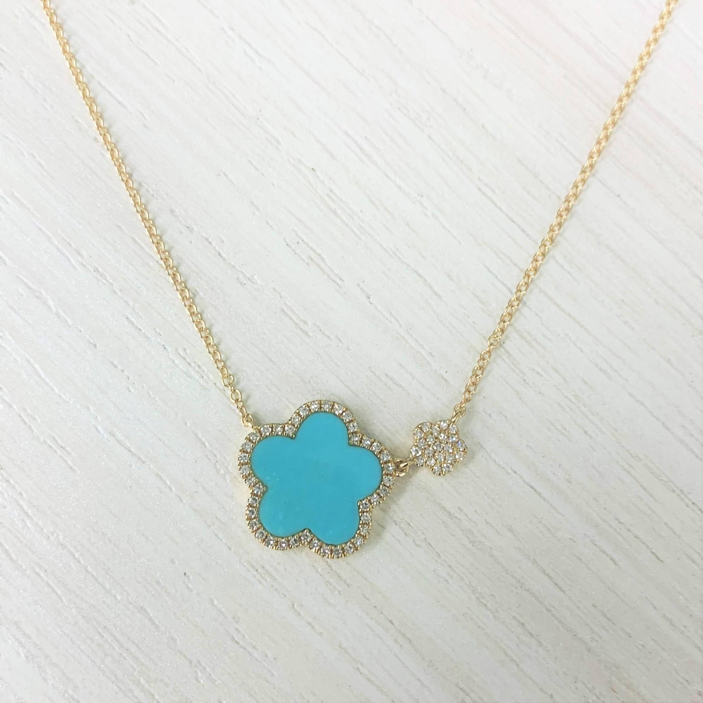 14 Karat Yellow Gold 0.17 Carat Diamond & Turquoise Flower Pendant Necklace In New Condition For Sale In Great neck, NY