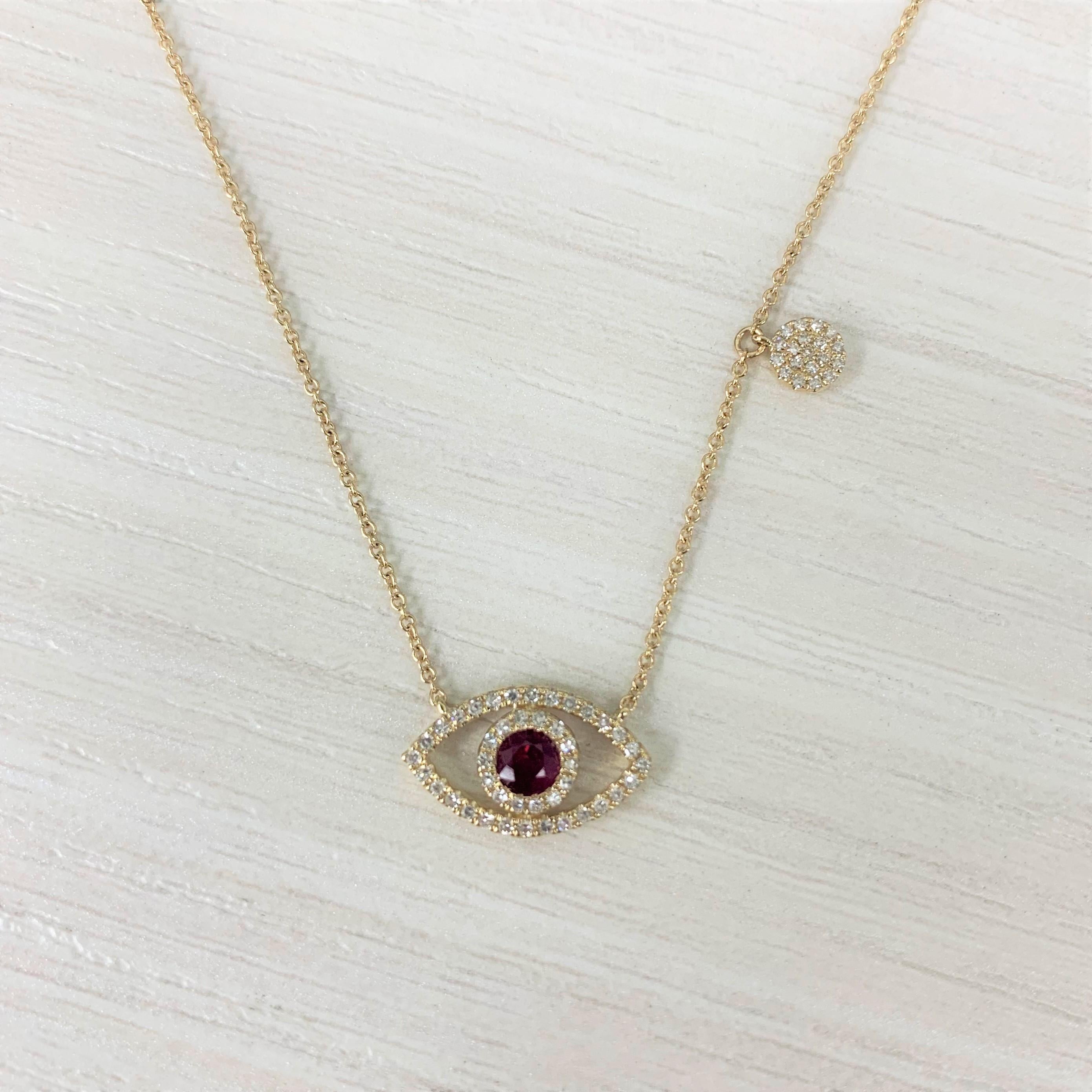 Contemporain Collier Evil Eye en or jaune 14 carats, diamants de 0,18 carat et rubis en vente