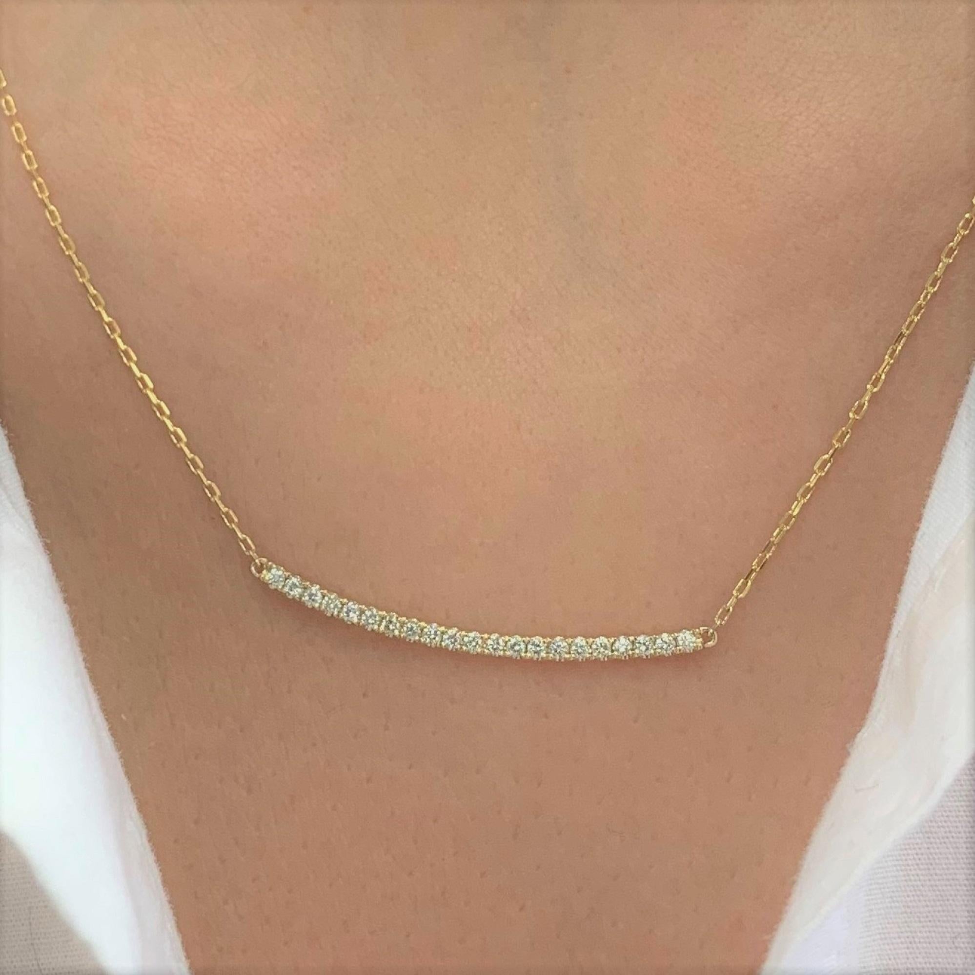 A beautiful and classic 14k Gold Diamond Bar Necklace featuring 0.26ct of round sparkling natural Diamonds. Diamond Color and Clarity is GH SI1-SI2. Chain measures 16