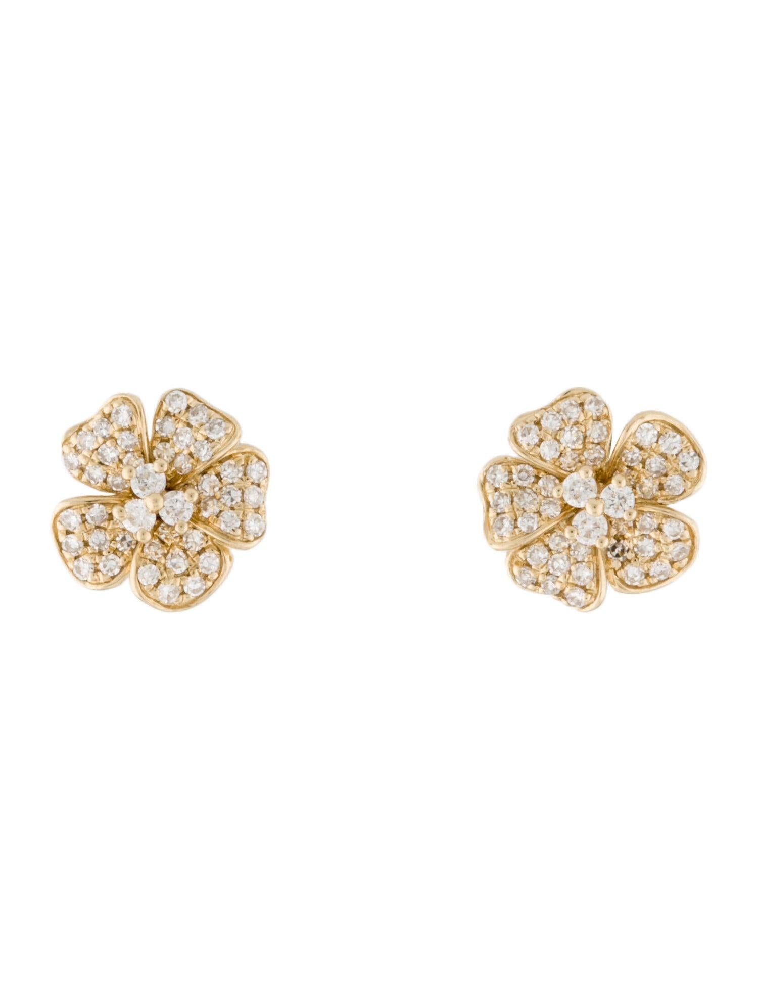 14 Karat Yellow Gold 0.34 Carat Diamond Flower Stud Earrings For Sale 2