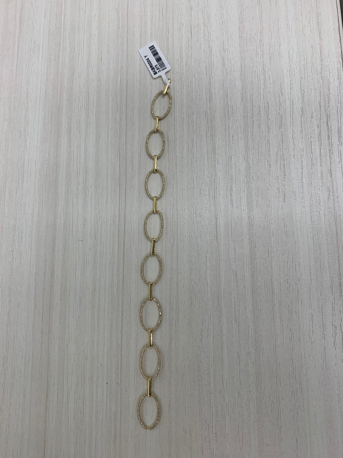 Contemporary 14 Karat Yellow Gold 0.69 Carat Diamond Oval Link Bracelet For Sale