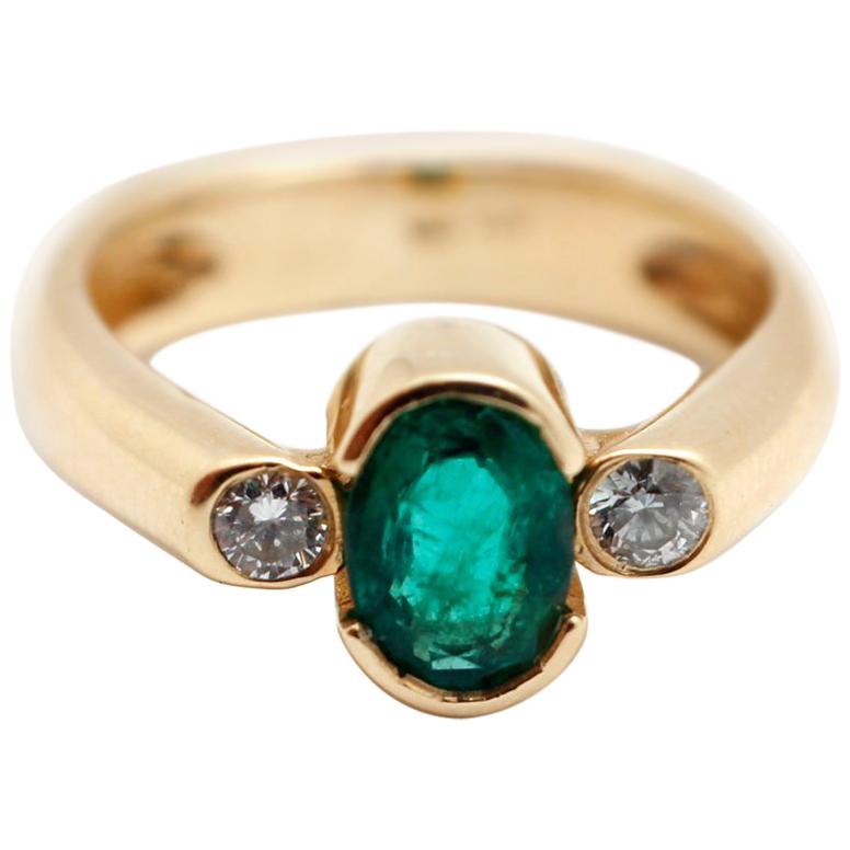 14 Karat Yellow Gold, 0.75 Carat Emerald and 0.17 Carat Diamond Ring