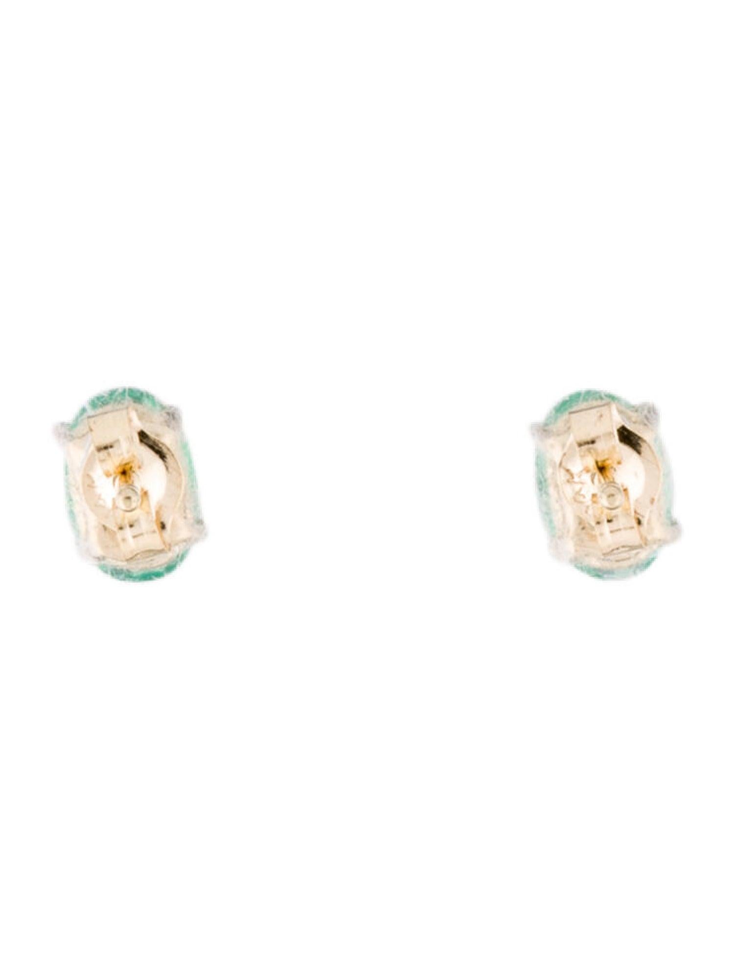 Oval Cut 14 Karat Yellow Gold 0.80 Carat Green Emerald Oval Shape Stud Earrings For Sale