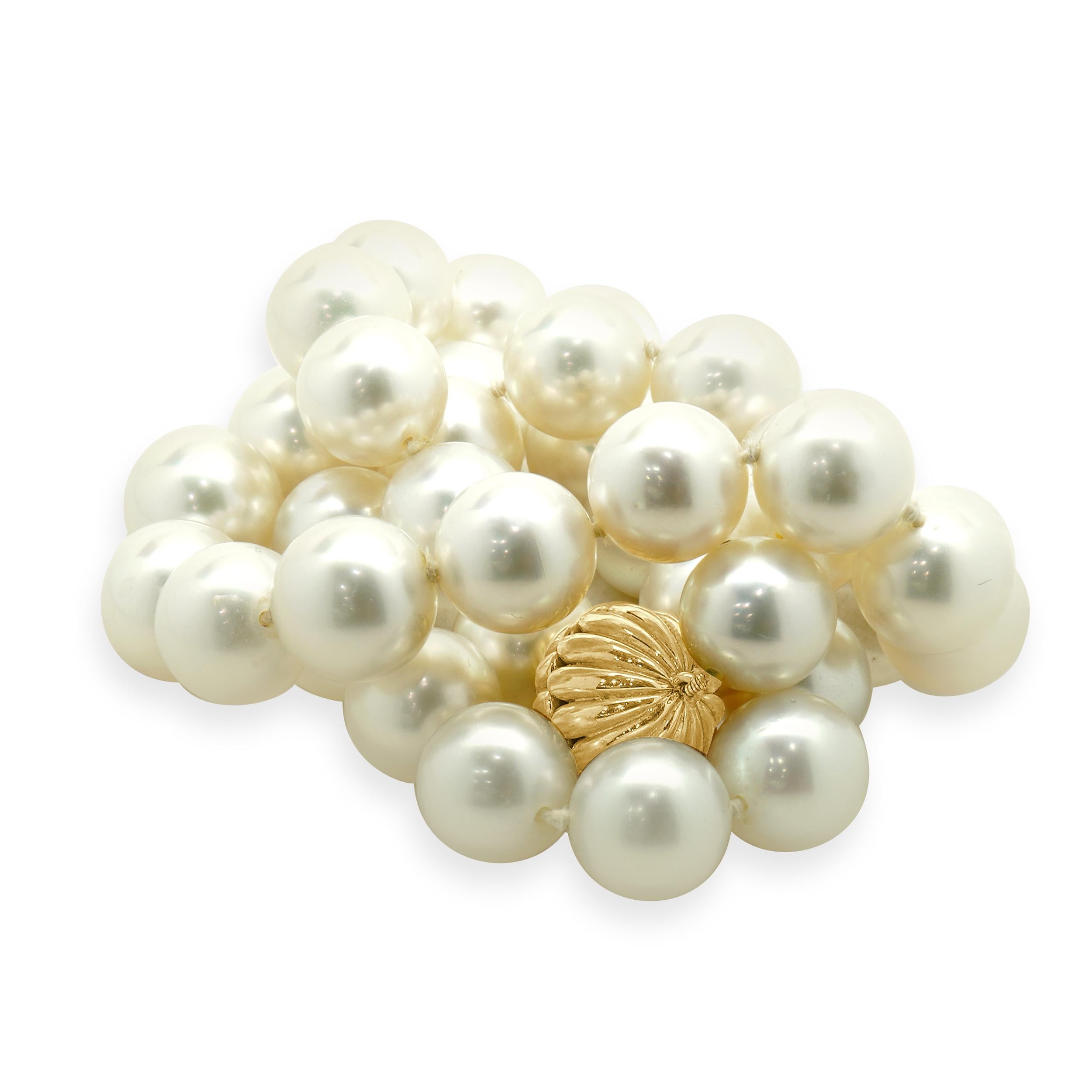 Round Cut 14 Karat Yellow Gold 10MM South Sea Pearl Necklace For Sale