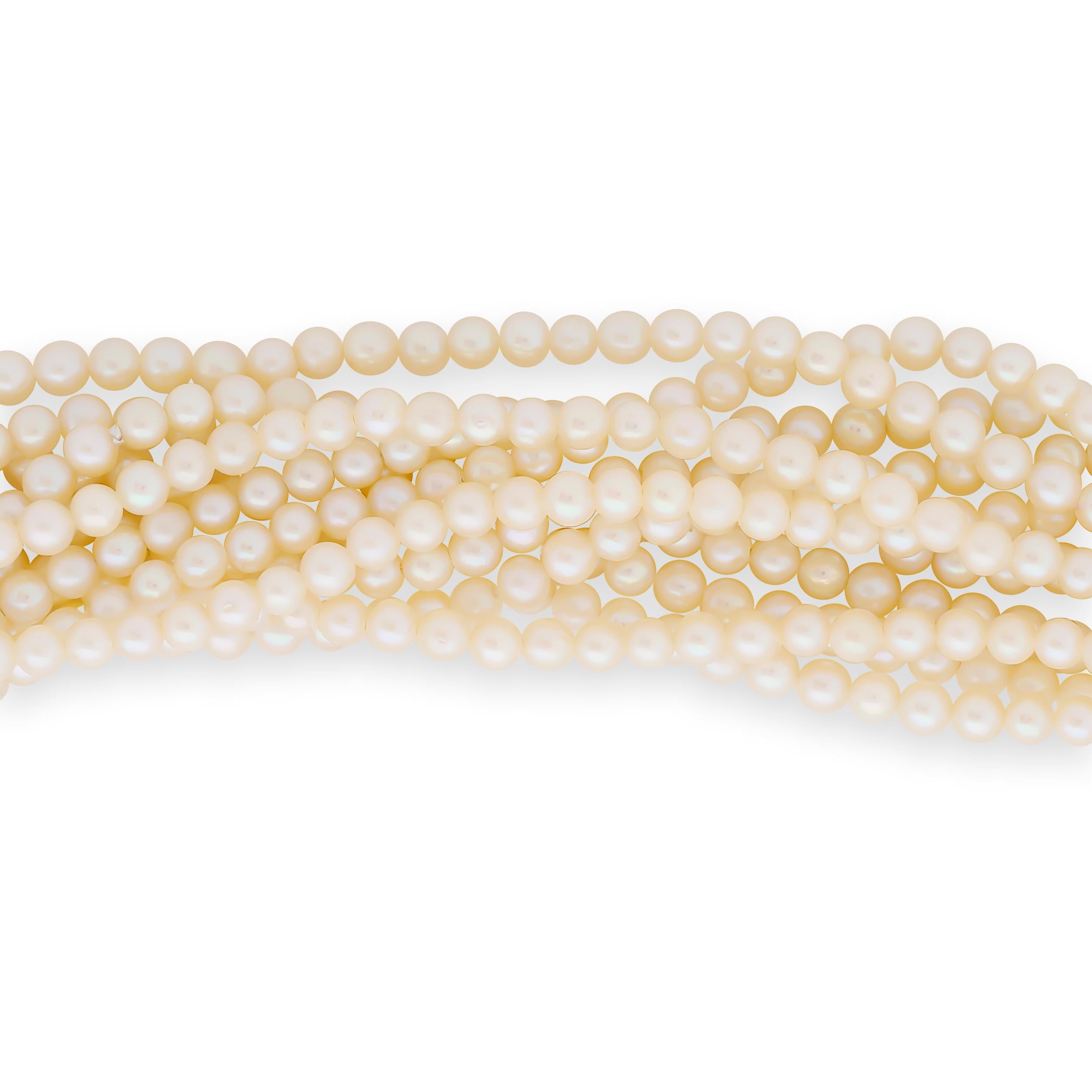 14 Karat Yellow Gold 11 Strand Pearl Necklace with Pearl Clasp In Excellent Condition For Sale In Philadelphia, PA