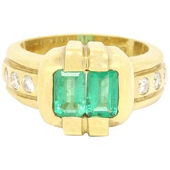 14 Karat Yellow Gold 1.4 Carat Emerald and Diamonds Bezel Set Band Ring