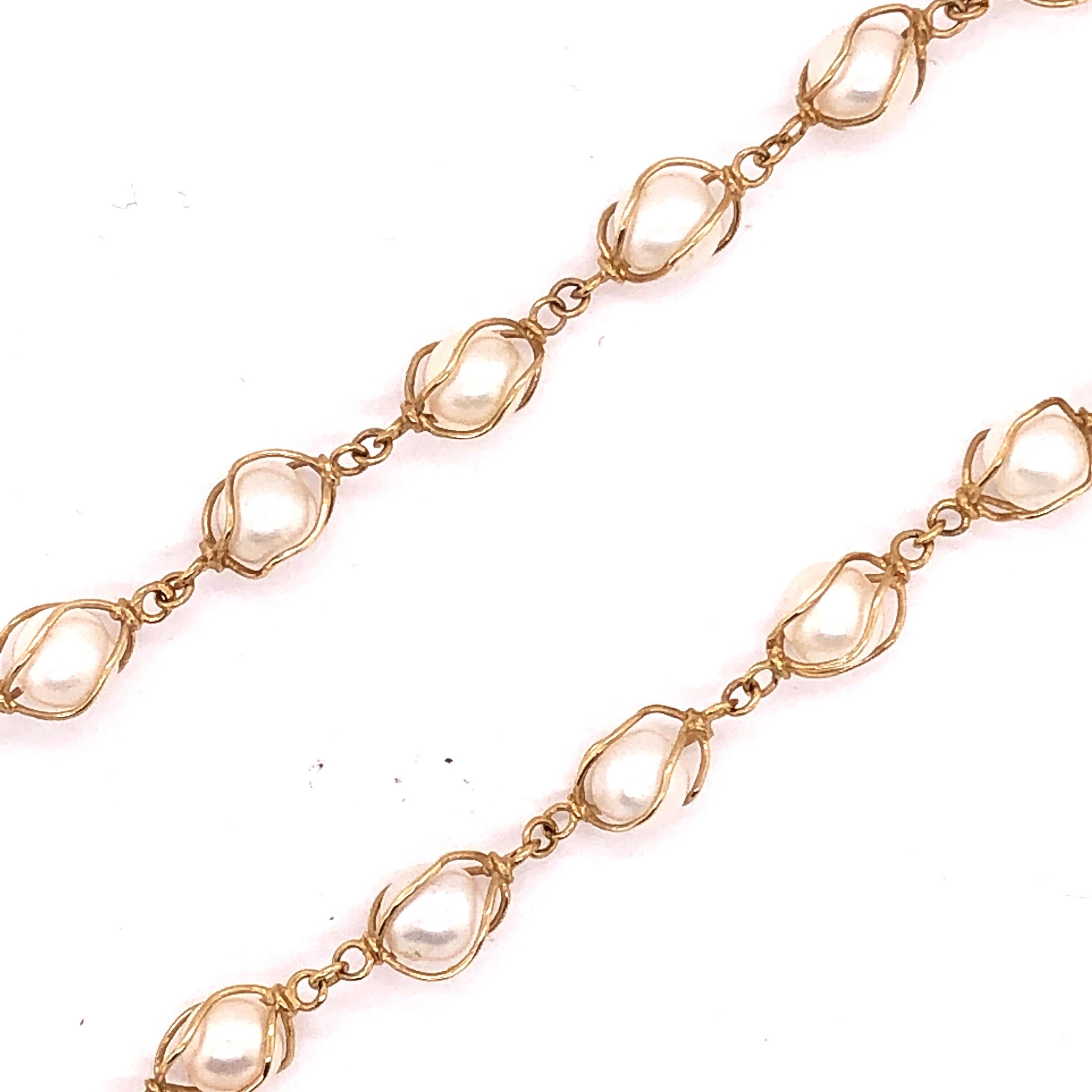 14 Karat Yellow Gold 14 inch Beaded Necklace. Stamped 585
13.23 grams total weight.