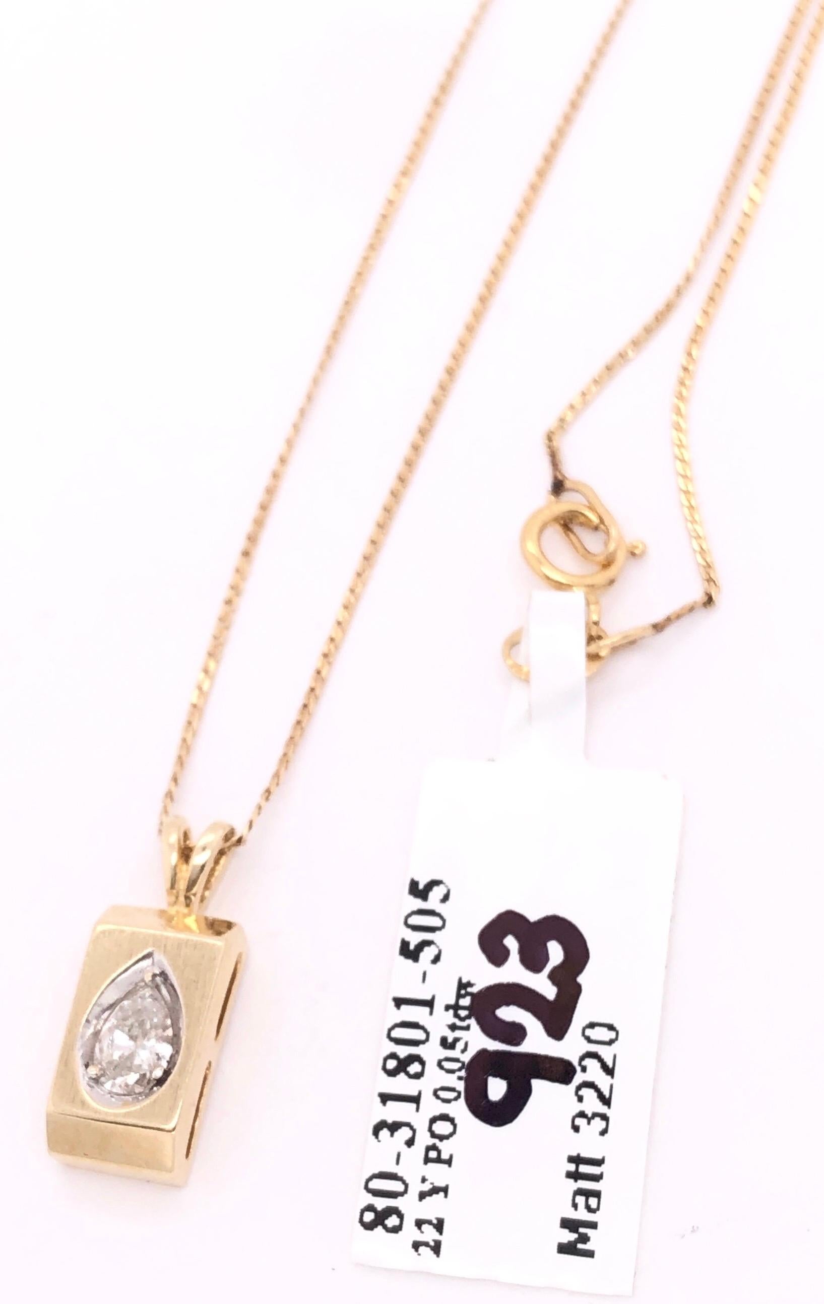Women's or Men's 14 Karat Yellow Gold Pendant Necklace For Sale