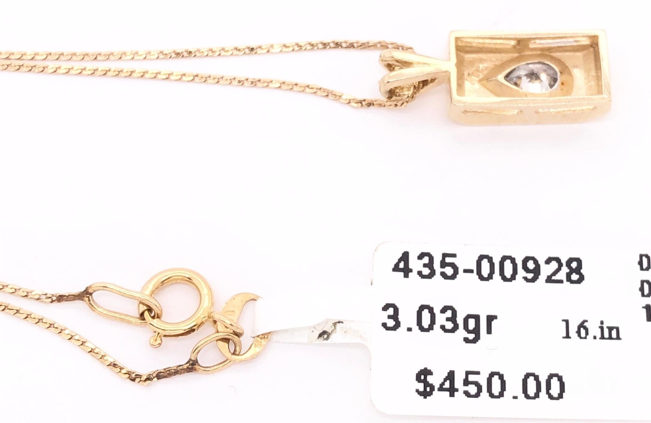 14 Karat Yellow Gold Pendant Necklace For Sale 2