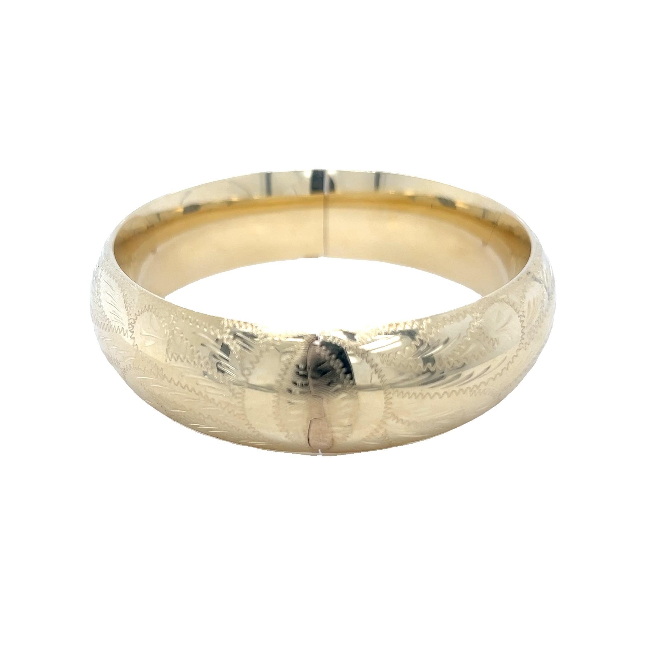 14 Karat Yellow Gold 17mm Wide Engraved Bangle Bracelet with Hinge and Hidden Cl For Sale 1