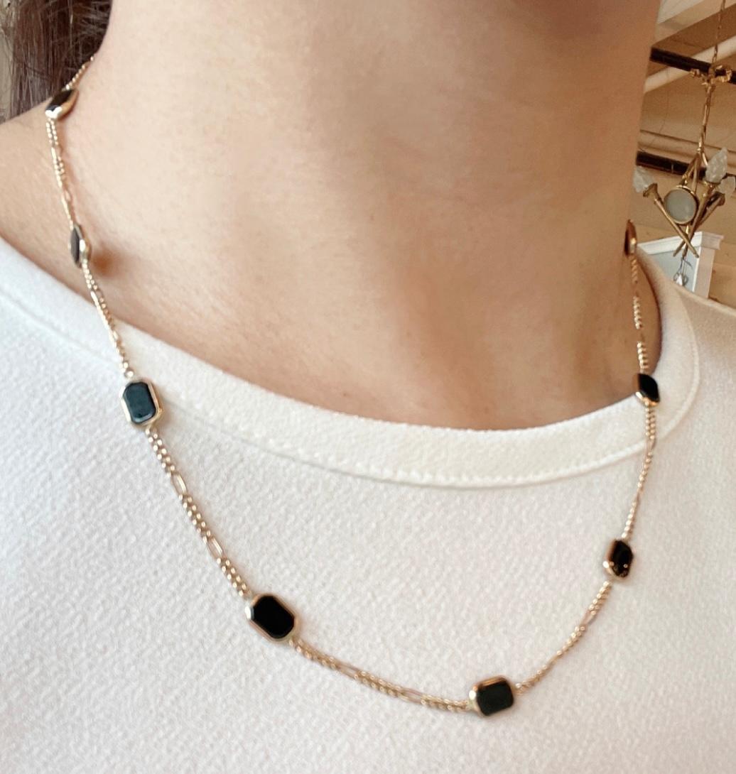 Women's or Men's 14 Karat Yellow Gold Black Onyx Figaro Necklace For Sale