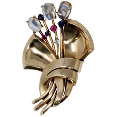 14 Karat Yellow Gold 1940s Retro Brooch with Gemstones
