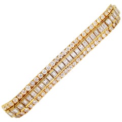 14 Karat Yellow Gold 20 Carat Baguette and Round Diamond Line Bracelet